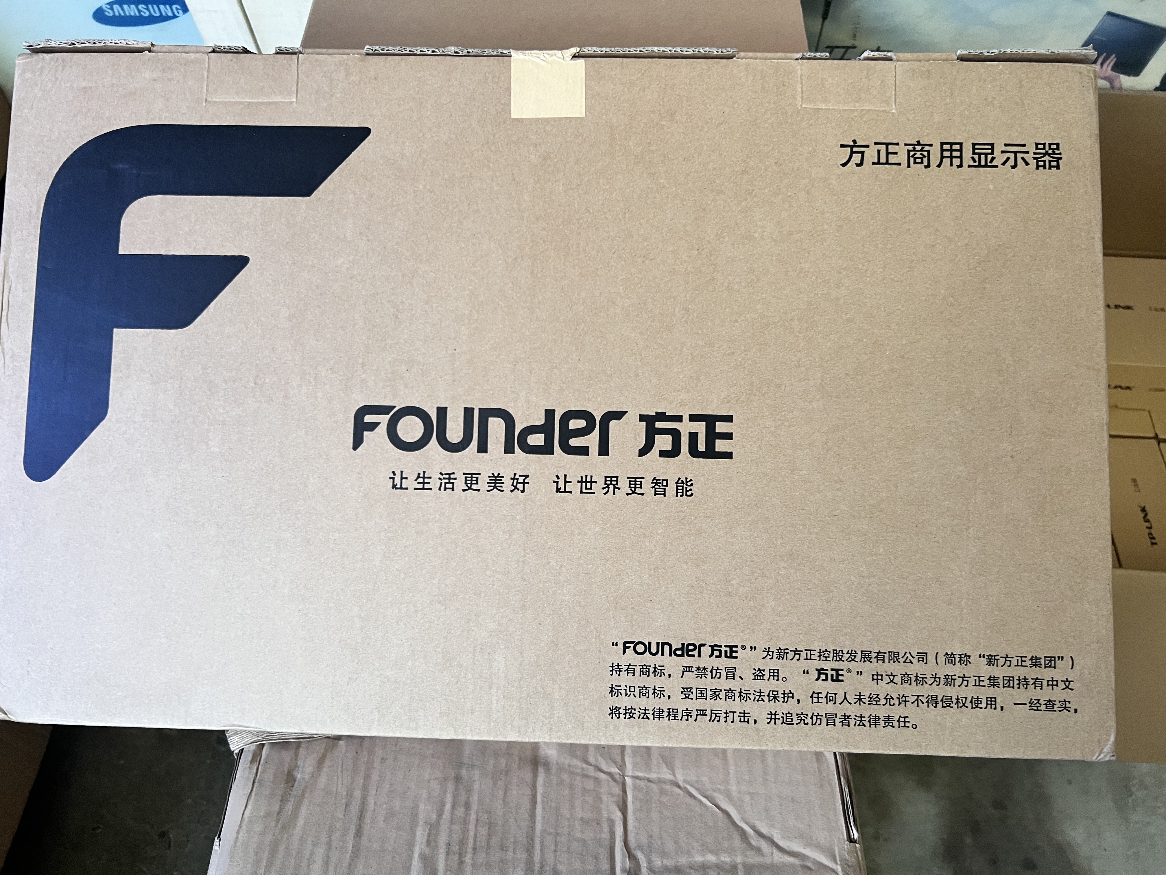 方正（Founder）21.5英寸高清显示屏 100HZ 低蓝光爱眼模式 窄边框 可壁挂 商务监视器办公电脑显示器 FC100 实拍图