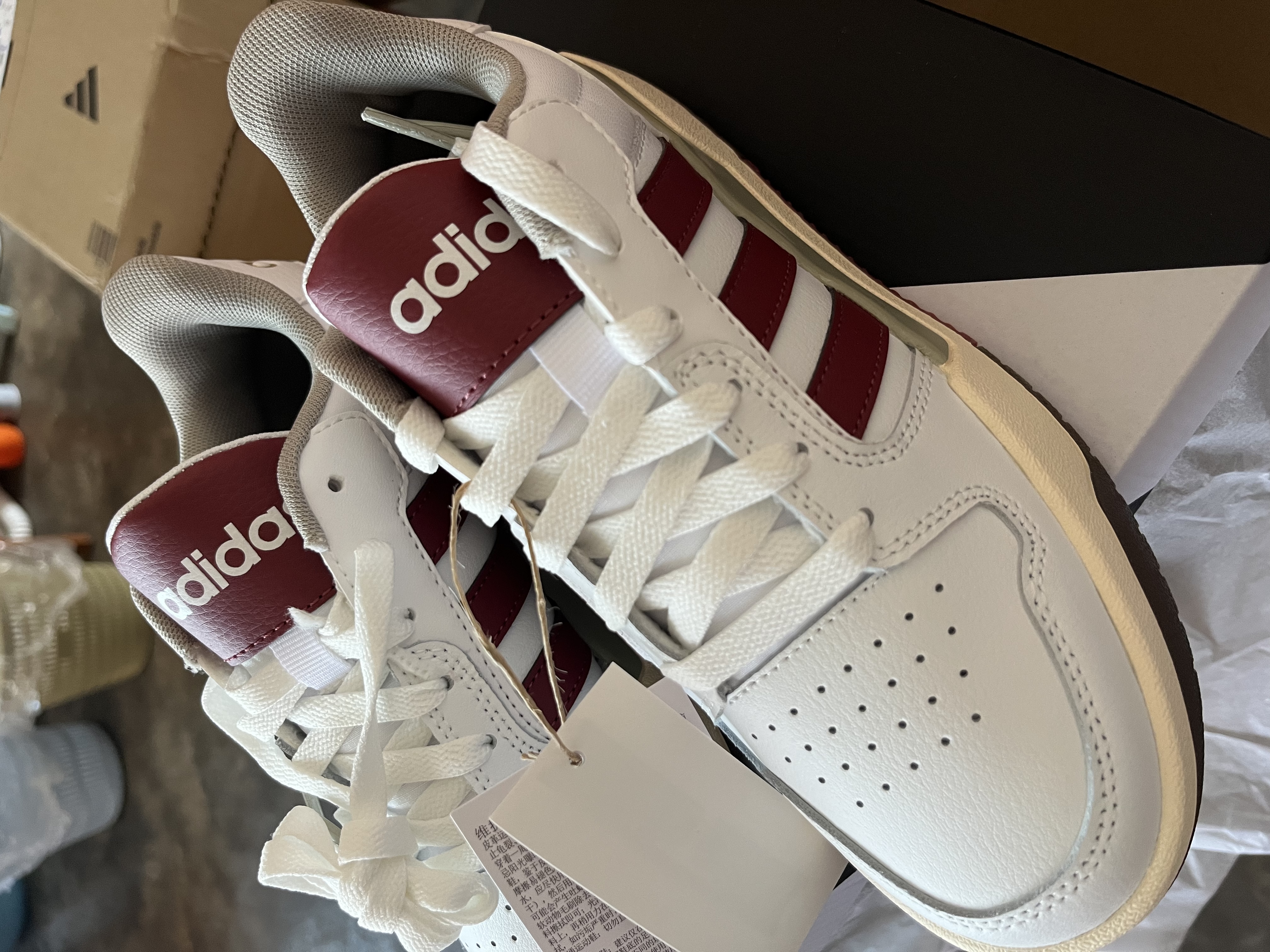 adidas ENTRAP美式校园风运动鞋少年感复古篮球风板鞋阿迪达斯   白色/红色   35.5 实拍图
