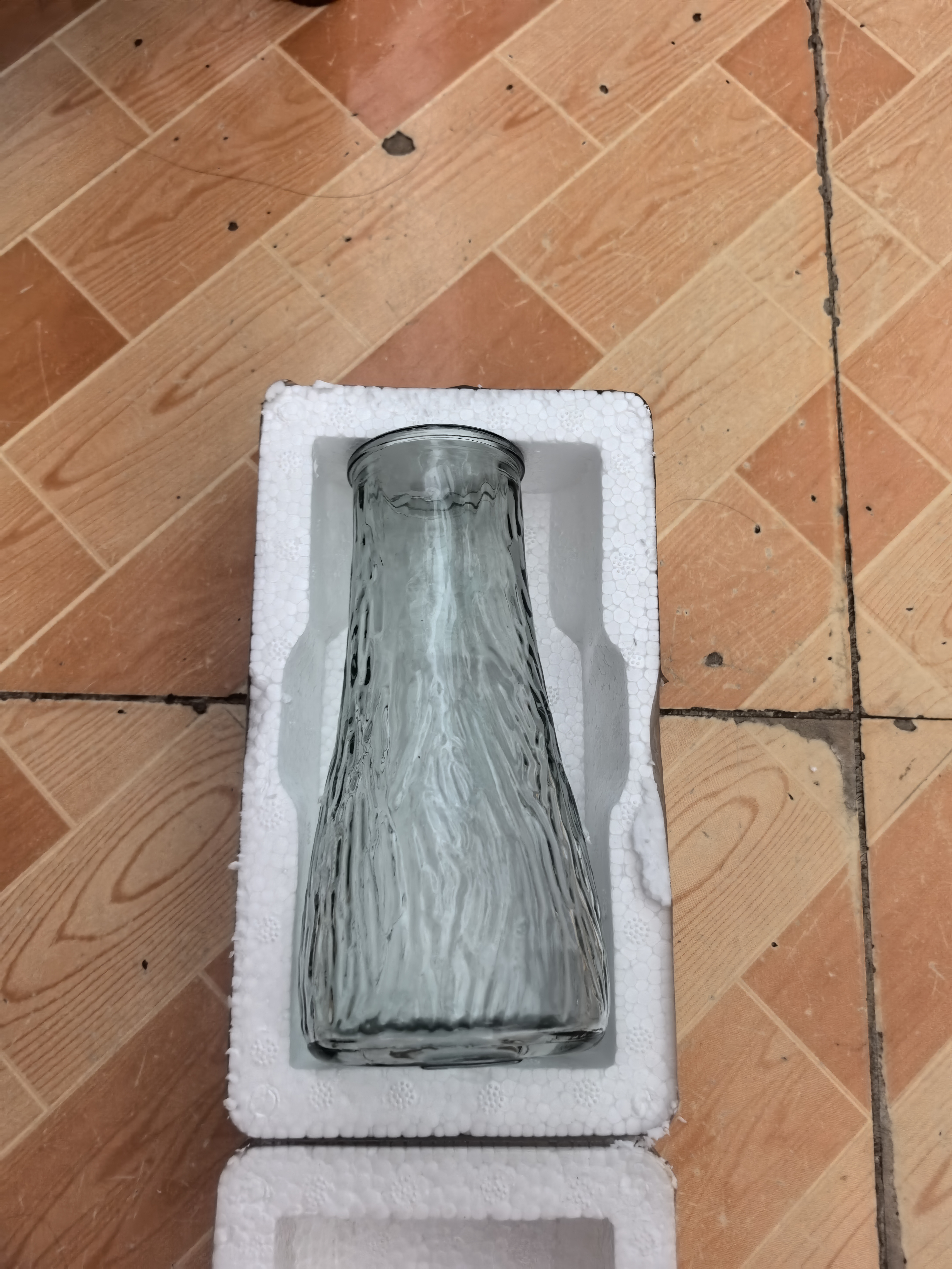 玻璃花瓶透明植物插花瓶水培容器大花瓶装饰客厅摆件 【热销】透明水波纹（17*5.5*8） 1个装 实拍图