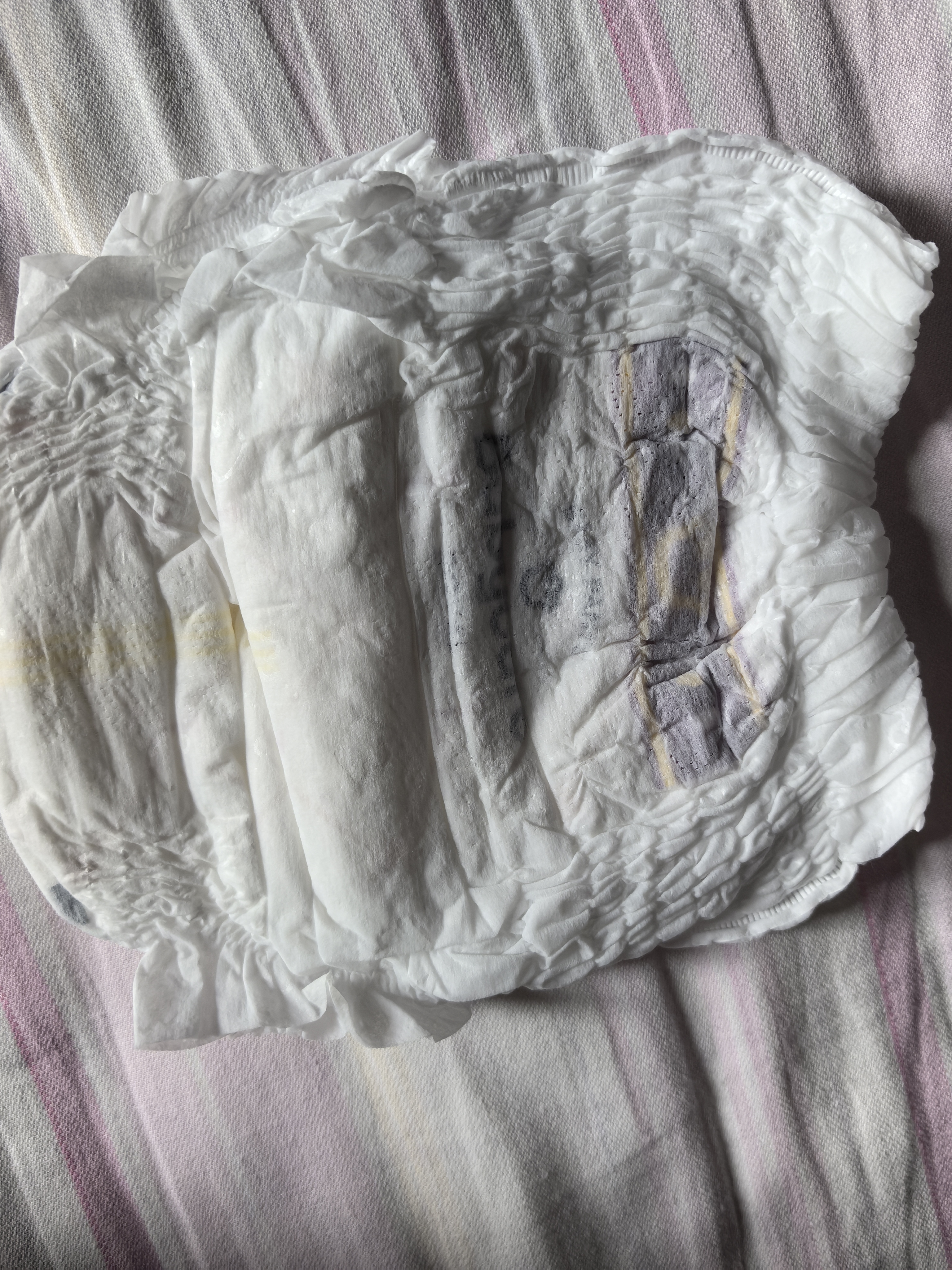 babycare皇冠LaLa裤狮子王国拉拉裤mini装L20片(9-14kg)便携尿不湿 实拍图