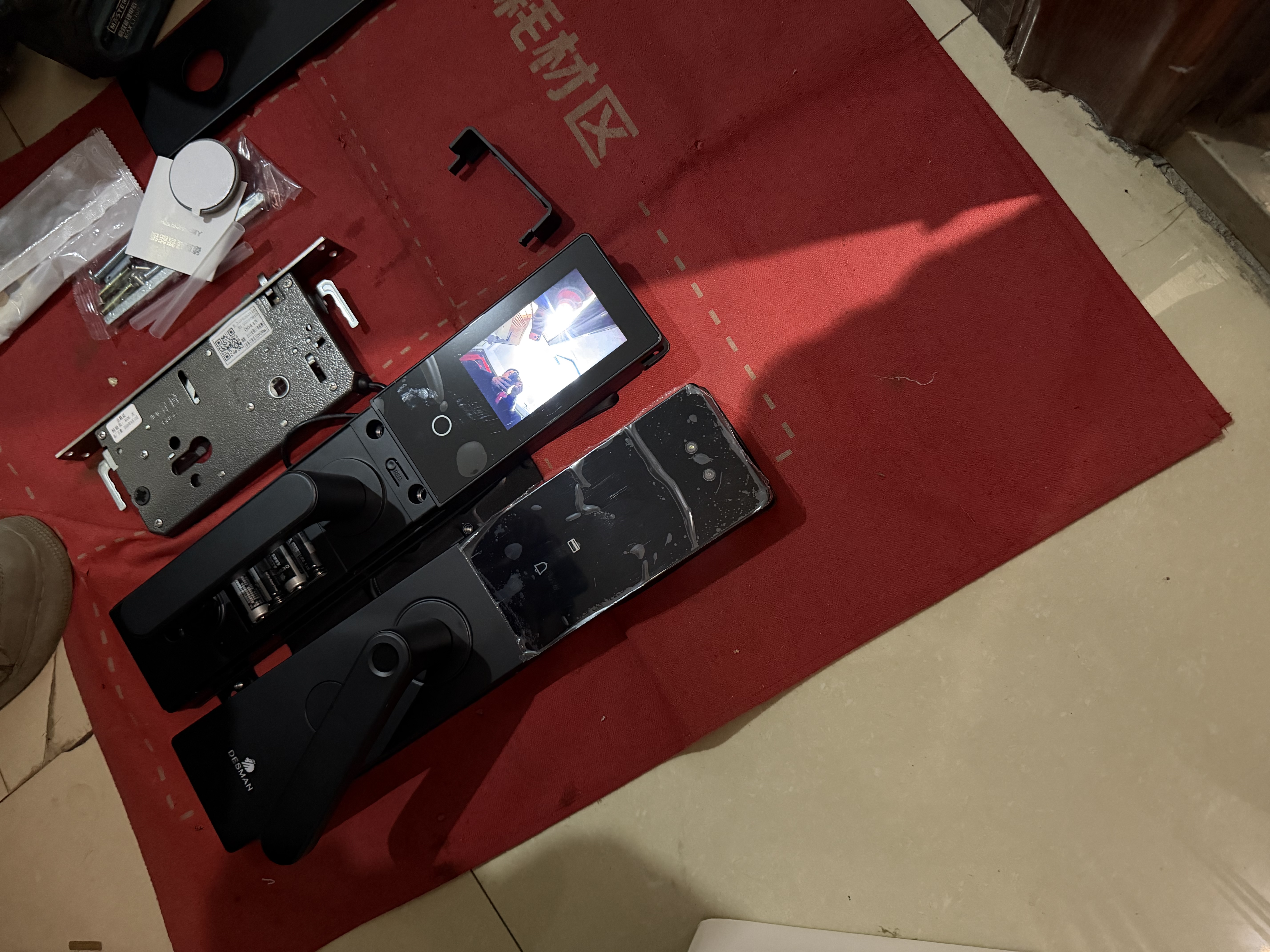 德施曼（DESMAN）智能门锁3D人脸识别大屏猫眼家用指纹密码小嘀V20F 实拍图