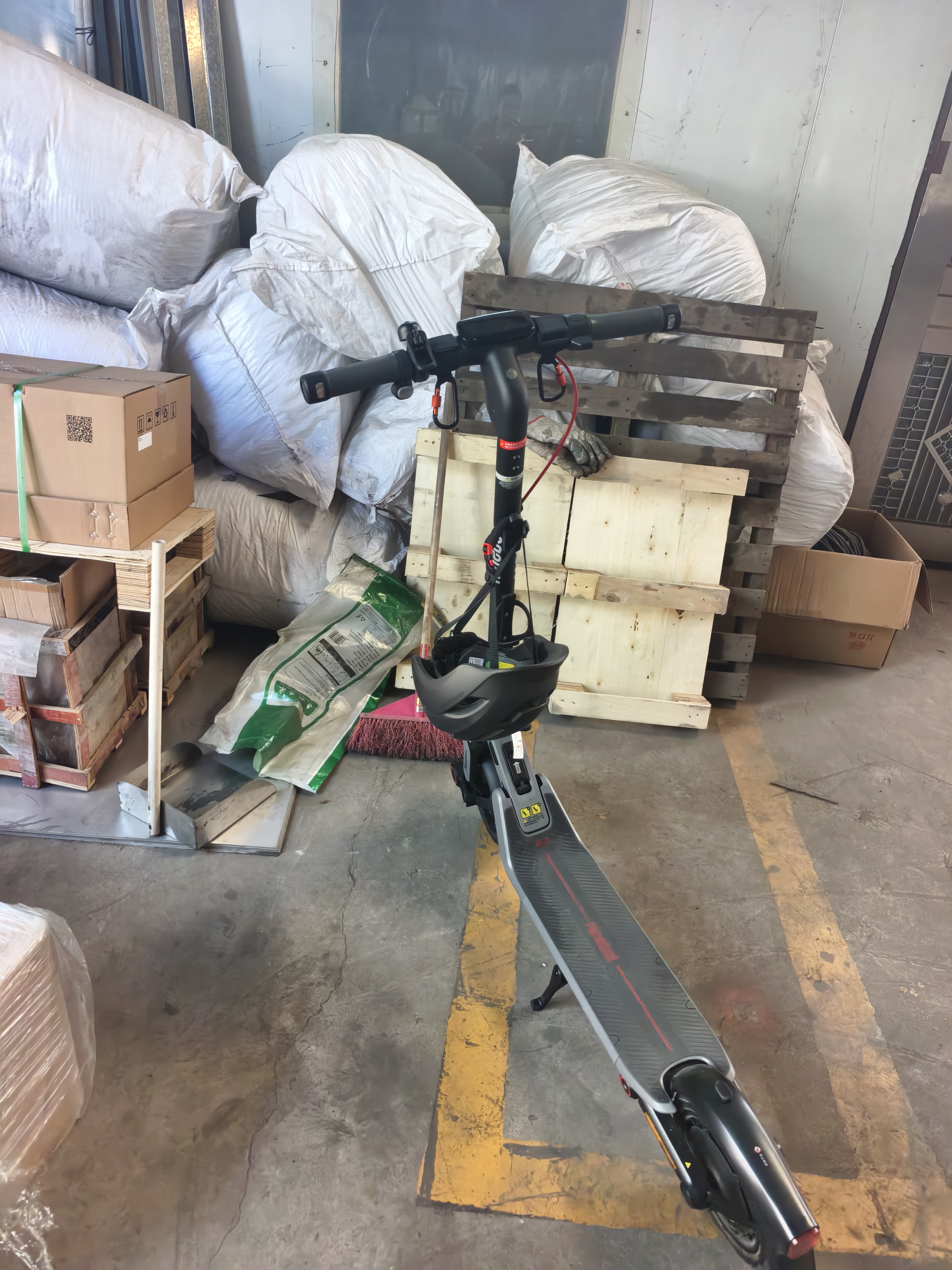 九号（Ninebot）电动滑板车E3Pro成年人两轮代步折叠便携式智能减震避震防滑稳定全新第三代滑板车 实拍图