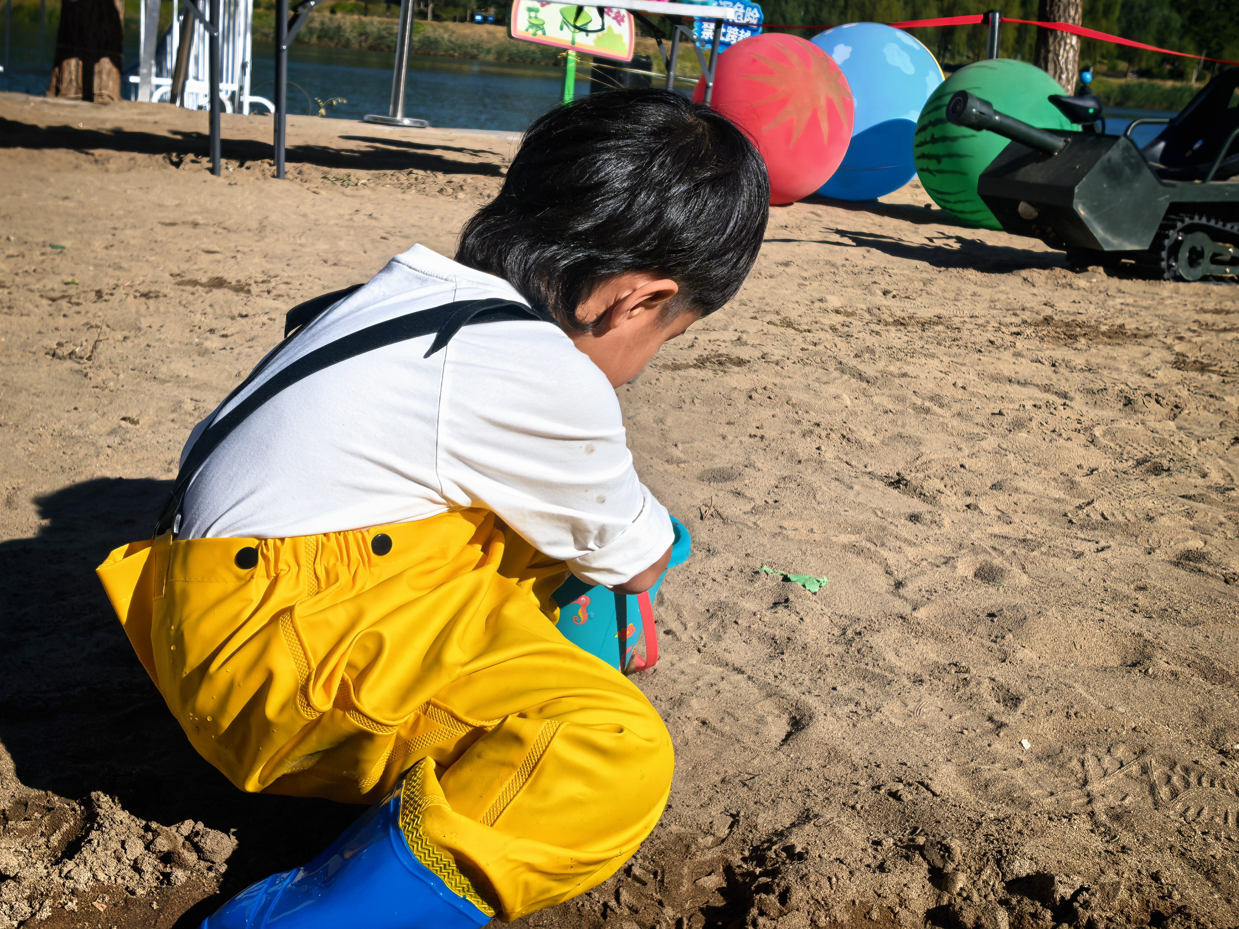 惊浪儿童下水裤赶海连体雨裤防水雨靴一体涉水玩水幼儿园装备 30码 实拍图