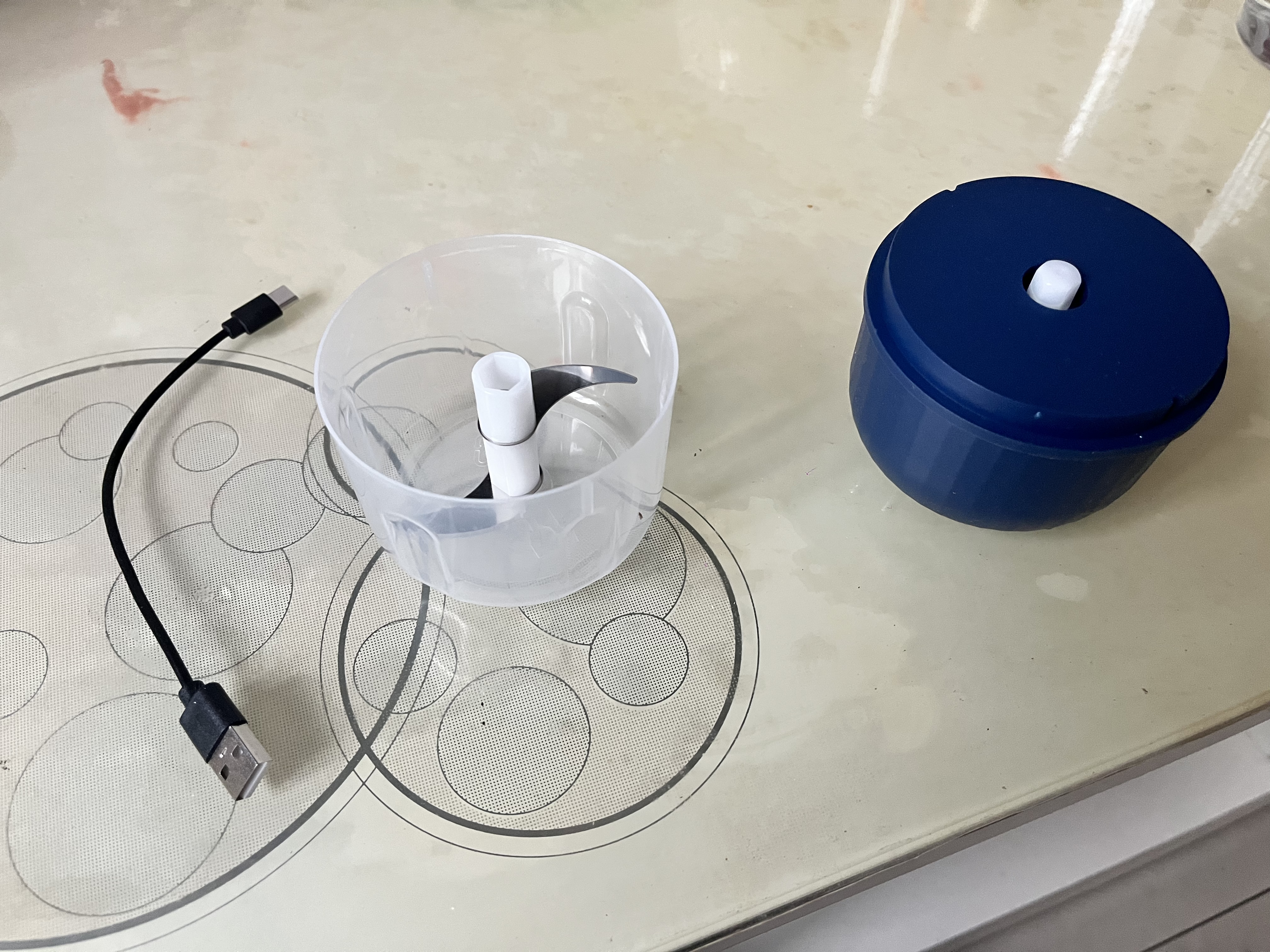 绞肉机小型打蒜器家用绞蒜切蒜器多功能辅食料理机电动蒜泥神器蒜蓉机自动切菜机压蒜器 宝蓝色- 0.26L （升级大电机） 实拍图