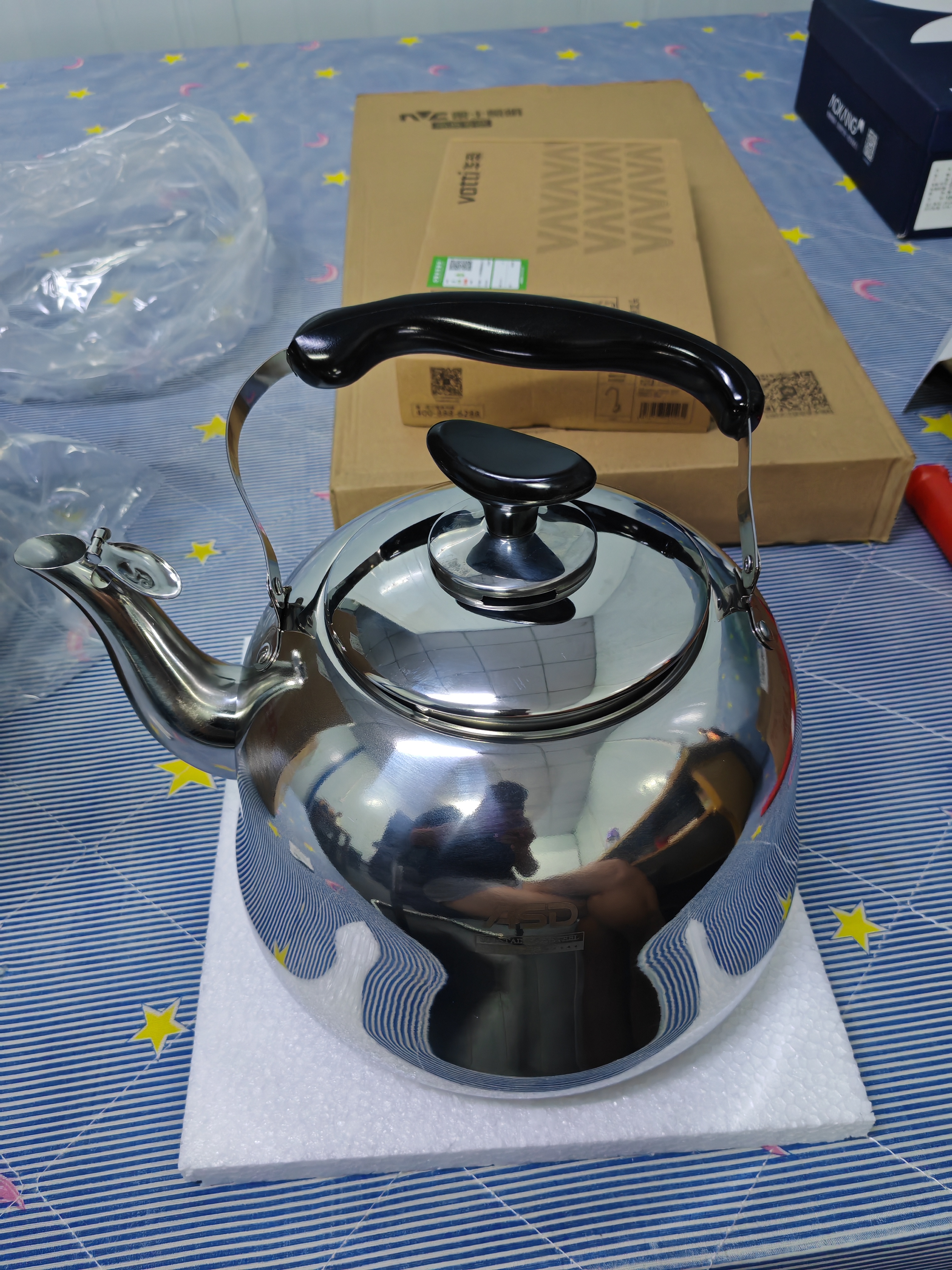 爱仕达响水壶加厚304不锈钢6L鸣音炊壶燃气电磁炉可加热烧水壶WG1506 实拍图