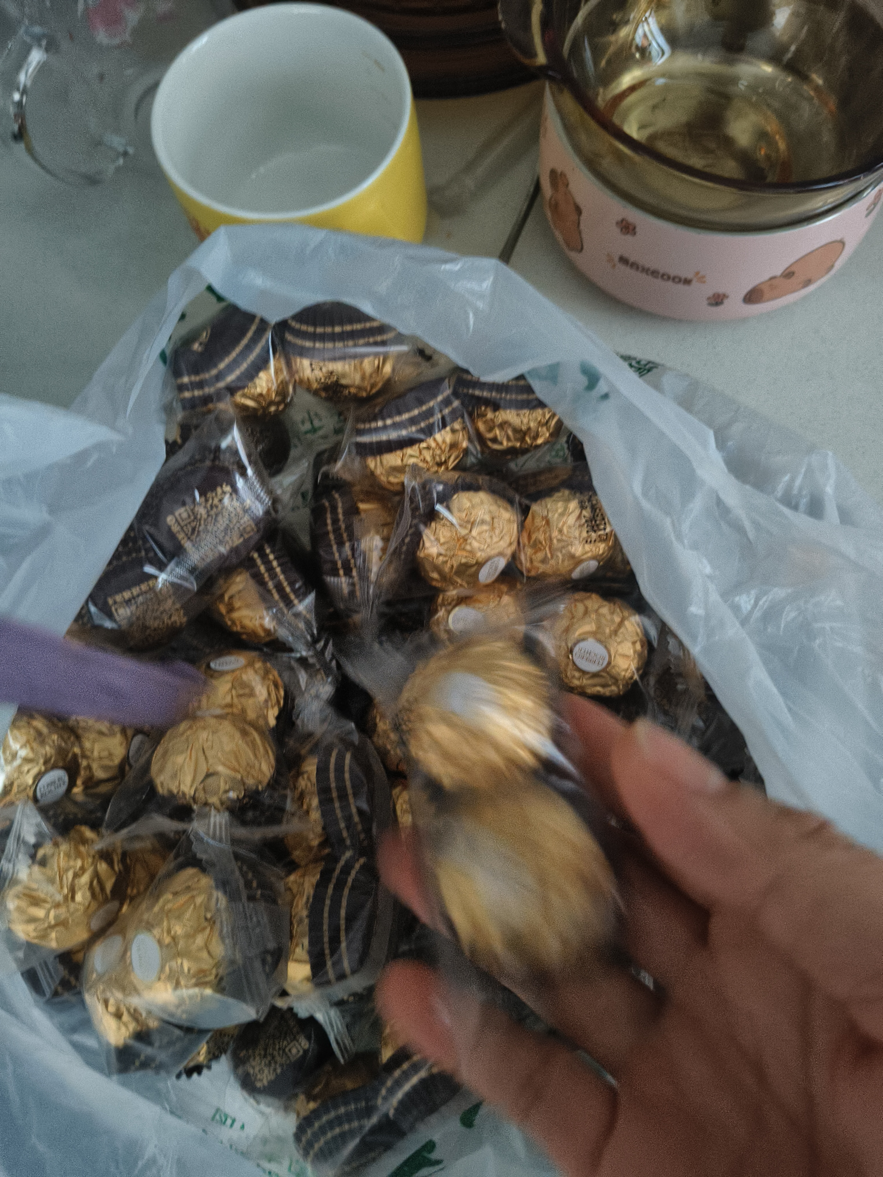 费列罗巧克力礼盒96粒1200g 婚礼装 榛果威化 零食 伴手礼 实拍图