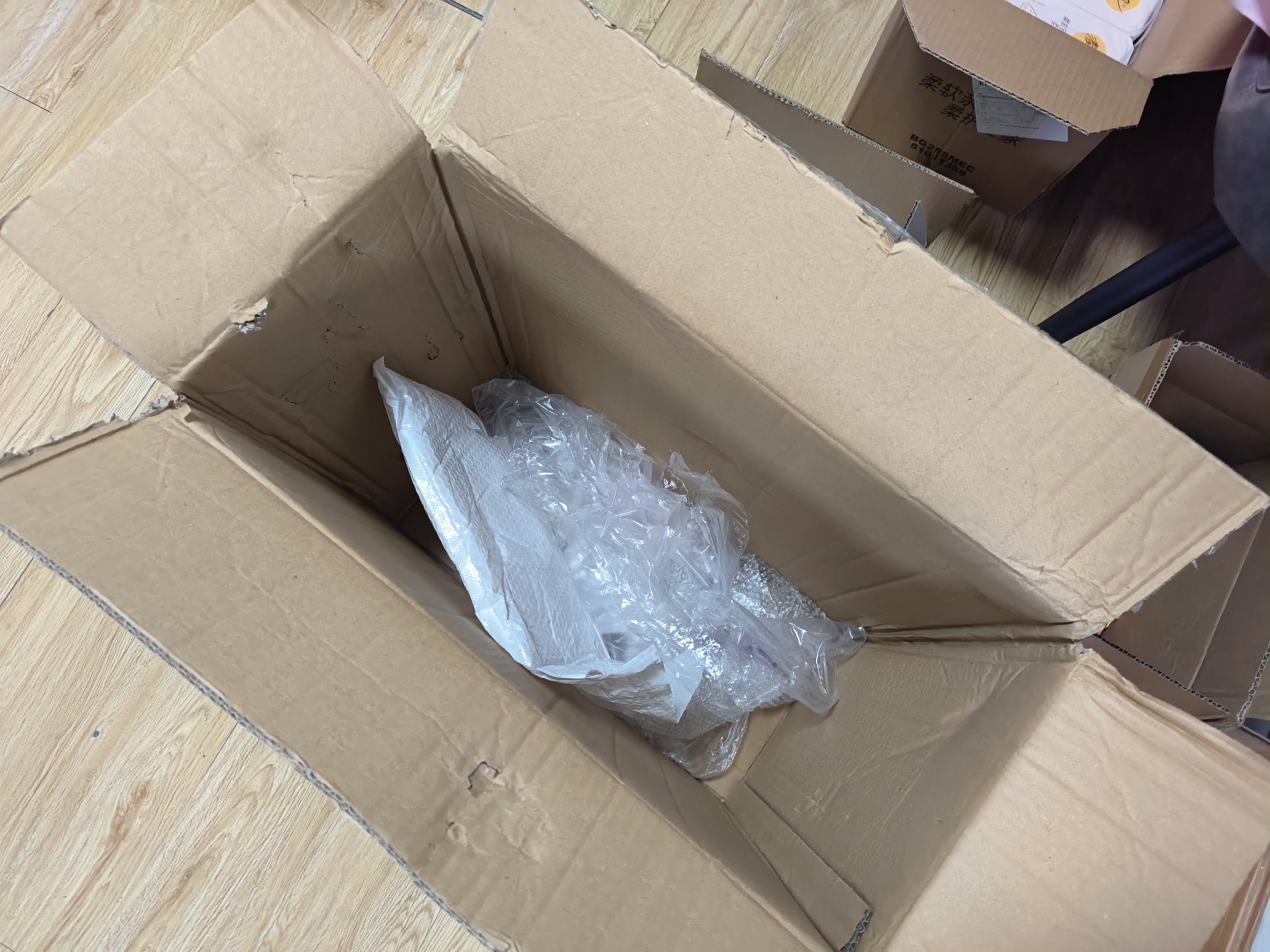 甄严选电脑桌台式电竞桌椅套装组合桌子办公家用桌学习桌书房书桌写字桌 【电竞桌椅套装】黑碳纤维面-整板100*60CM 实拍图