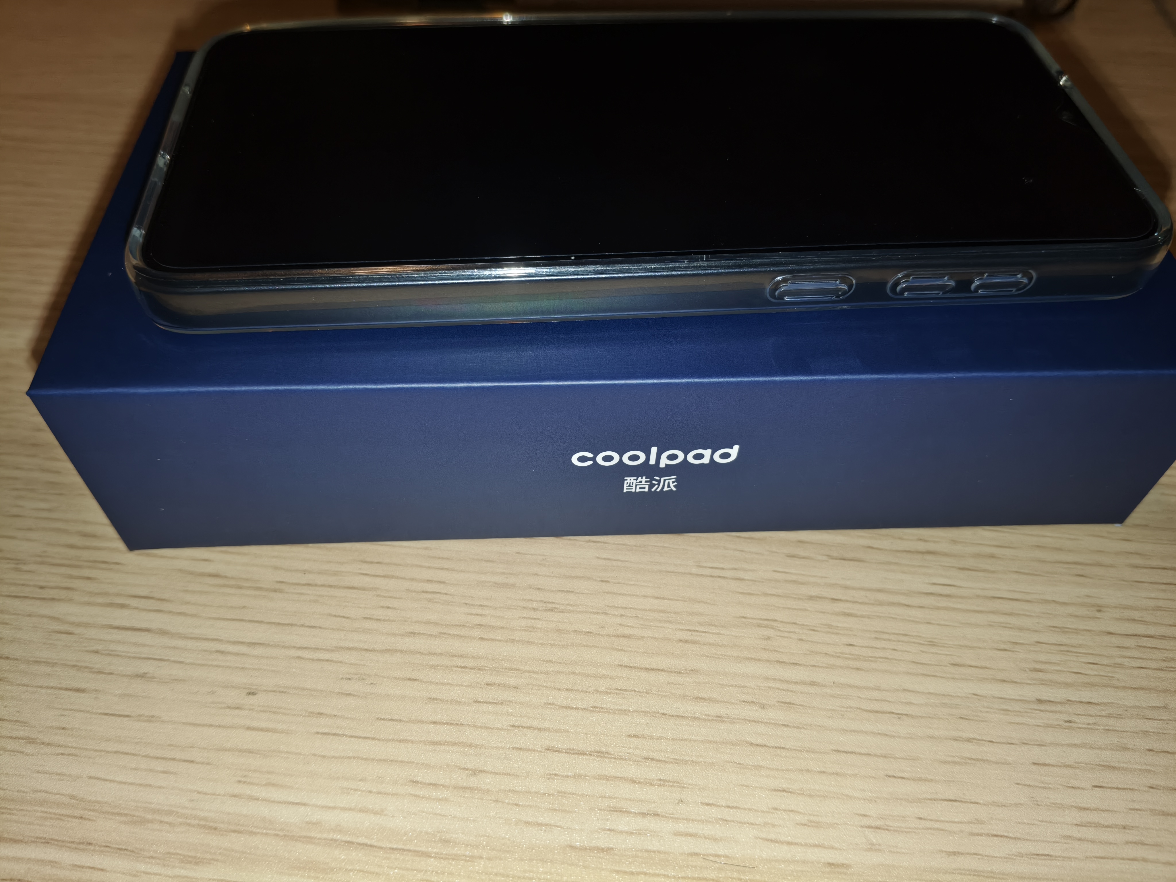 酷派（Coolpad）锋尚50 Lite 全新超薄八核智能手机学生价便宜大屏百元机长续航老人老年备用机游戏电竞 64G深空黑 实拍图