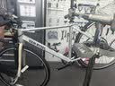 迪卡侬【门店自提】26款RC100 V3公路自行车成人通勤铝合金男女骑行单车 【热销套装】26新款 RC100 V3+脚撑（锌灰色） S码 适合身高165cm~175cm 实拍图