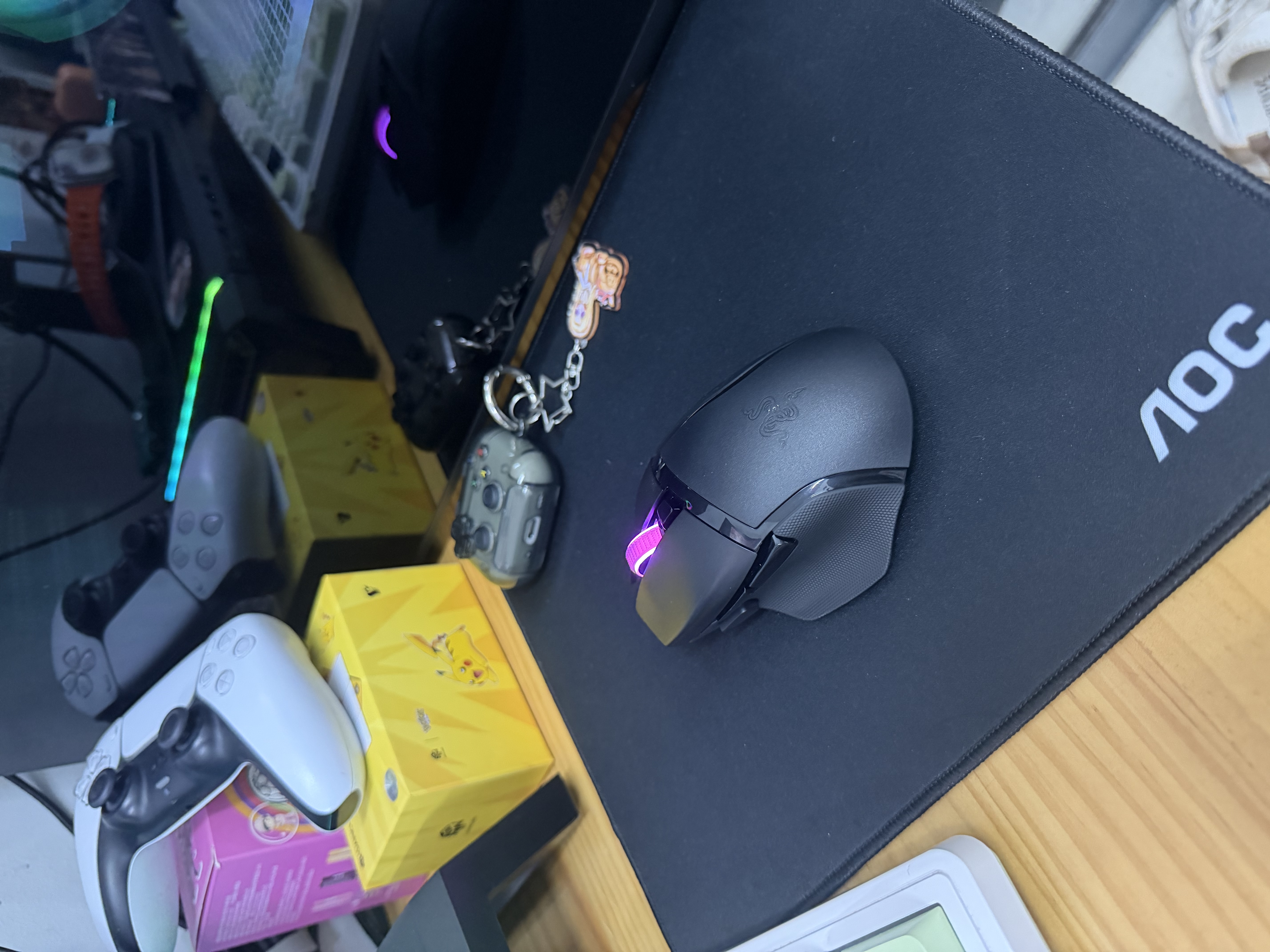 雷蛇（Razer）巴塞利斯蛇V3 X极速版 无线鼠标 小巴蛇  RGB幻彩灯效 吃鸡/LOL/CS GO电竞游戏鼠标 实拍图