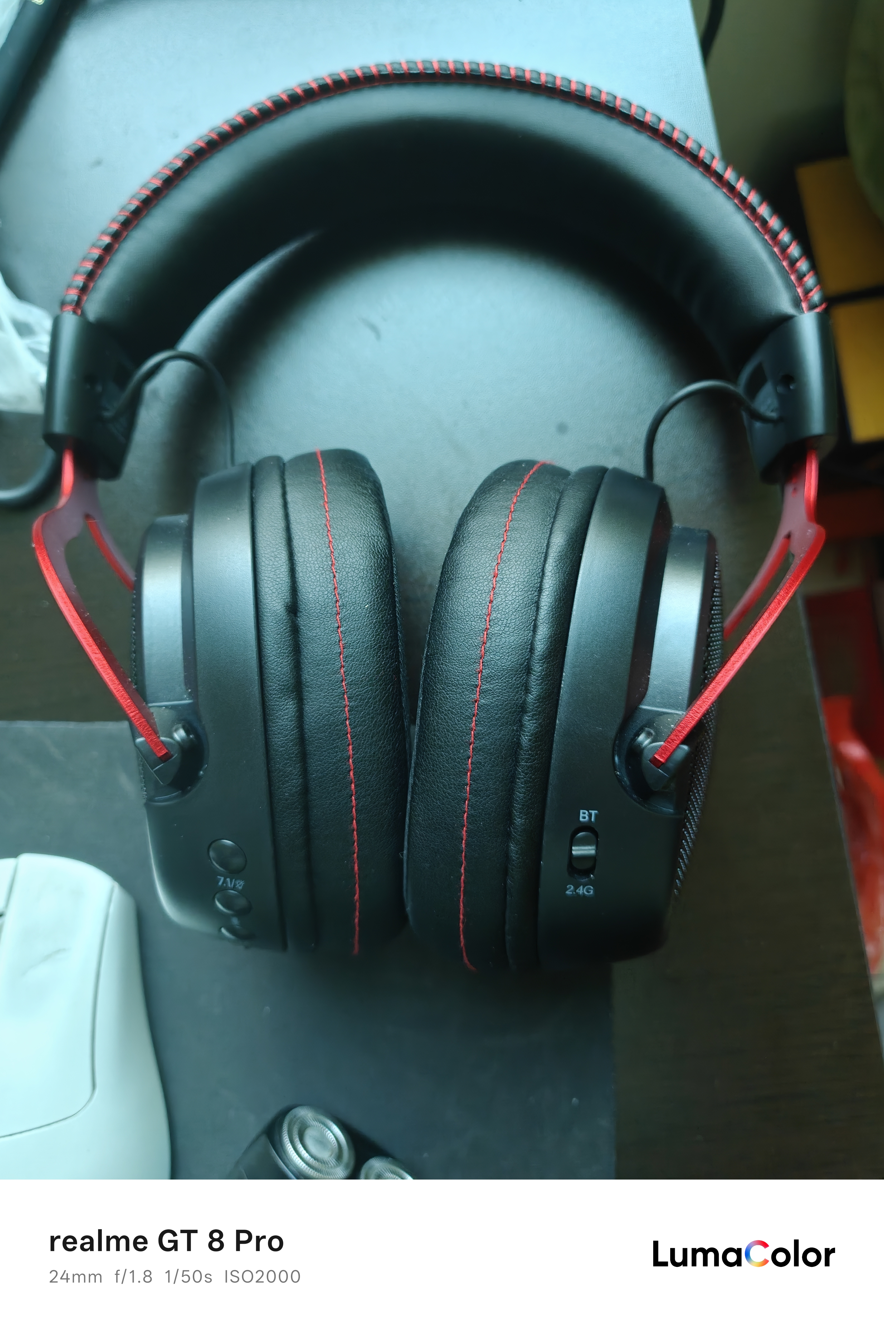 竹林鸟玄武ZG2 2.0进阶版头戴式电竞游戏耳机专用2.4G无线蓝牙有线type-c四模7.1音效一键听声辨位长续航 黑红色2.0进阶版【一键7.1游戏音效】 实拍图