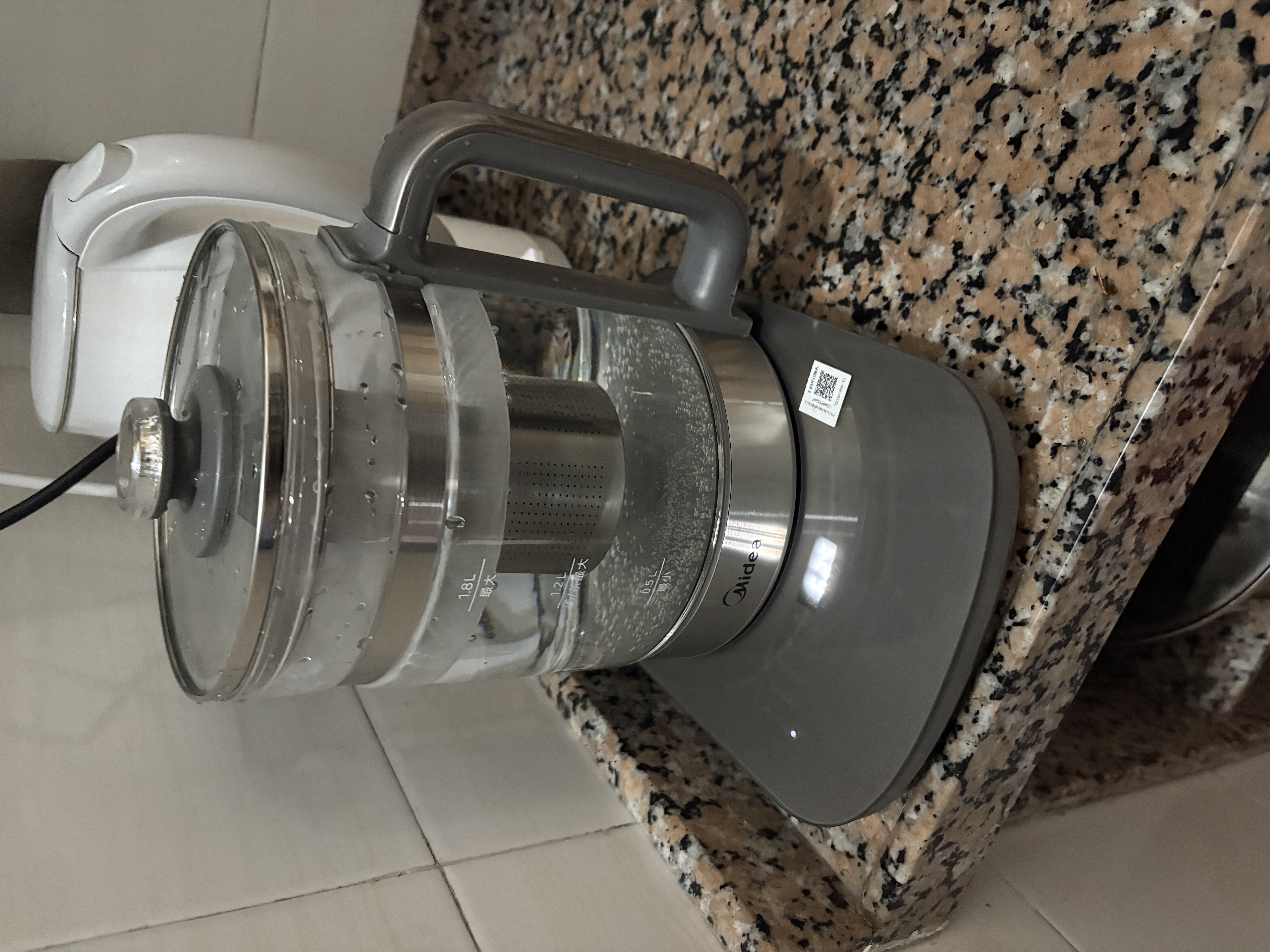 美的（Midea）纯钛养生壶 1.8L全自动大容量烧水壶纯钛茶篮 家用泡奶机电热水壶 恒温煮茶壶YS18P305-Ti 实拍图