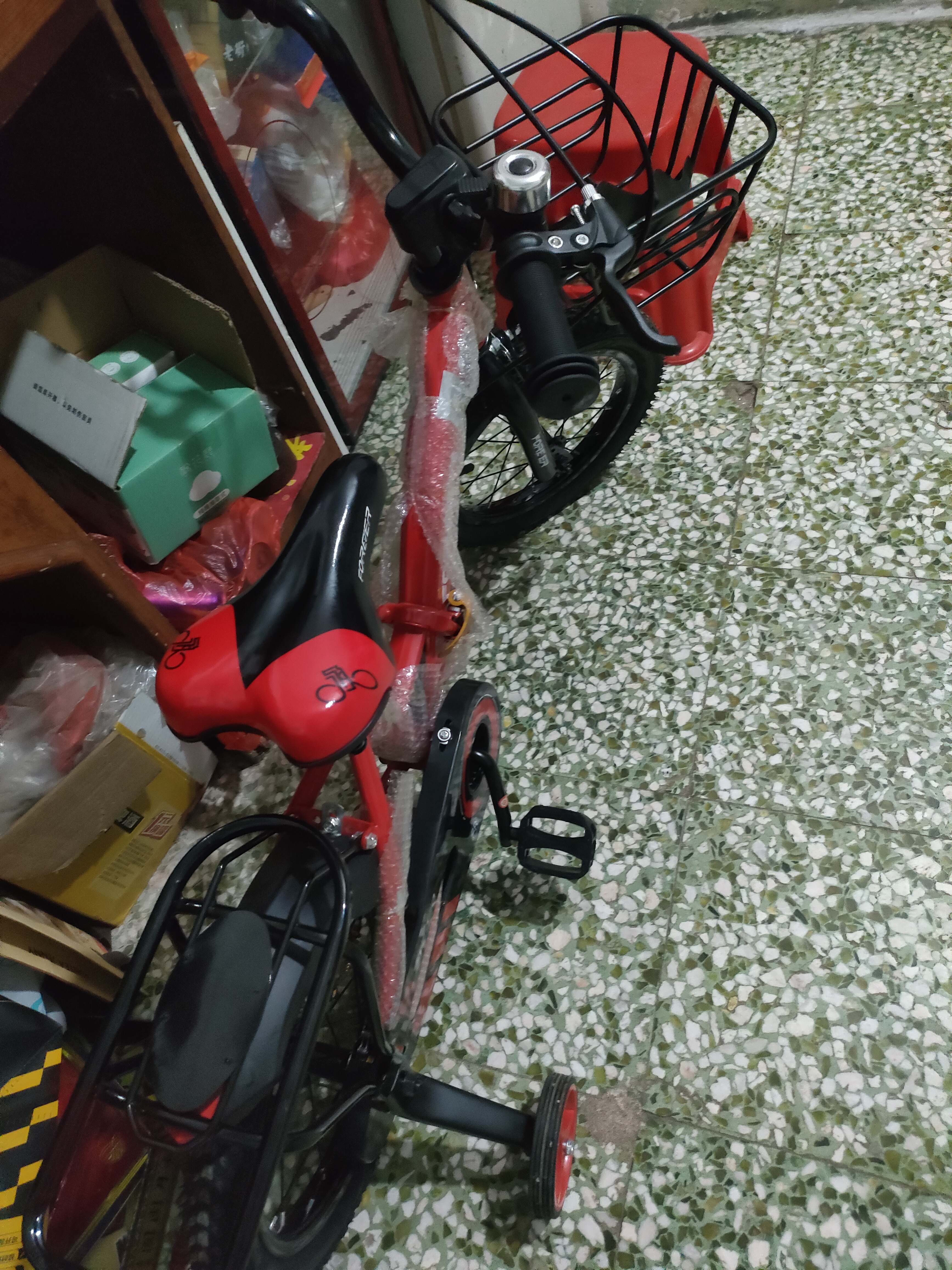 永久（FOREVER）儿童自行车男女款小孩单车可折叠脚踏车4-6-8-10岁辅助轮14寸红色 实拍图