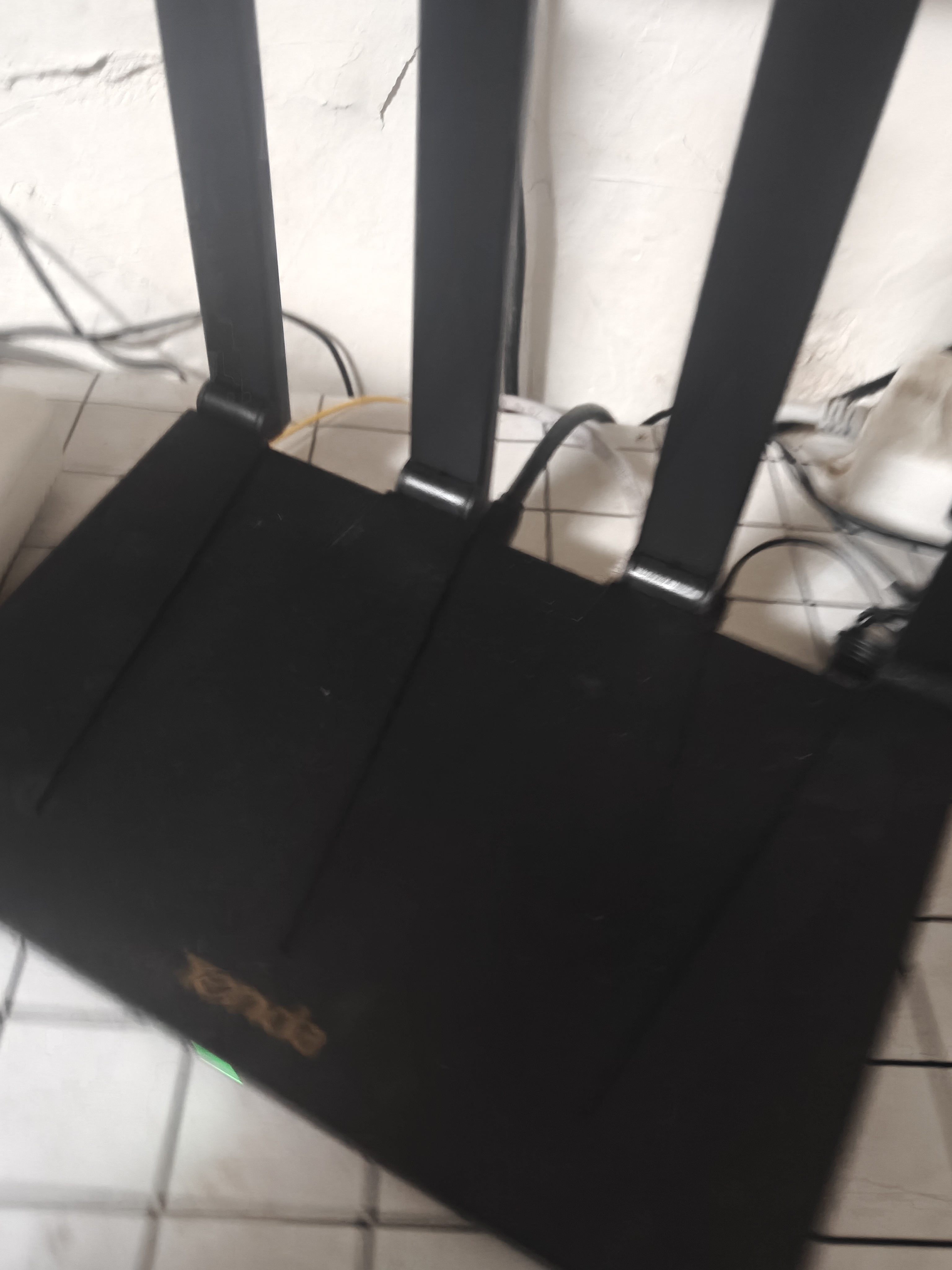 Tenda腾达路由器WiFi6+【泰山AX3000 Ultra】千兆穿墙王信号放大器增强无线家用甄选高配芯片AX12 Pro 实拍图