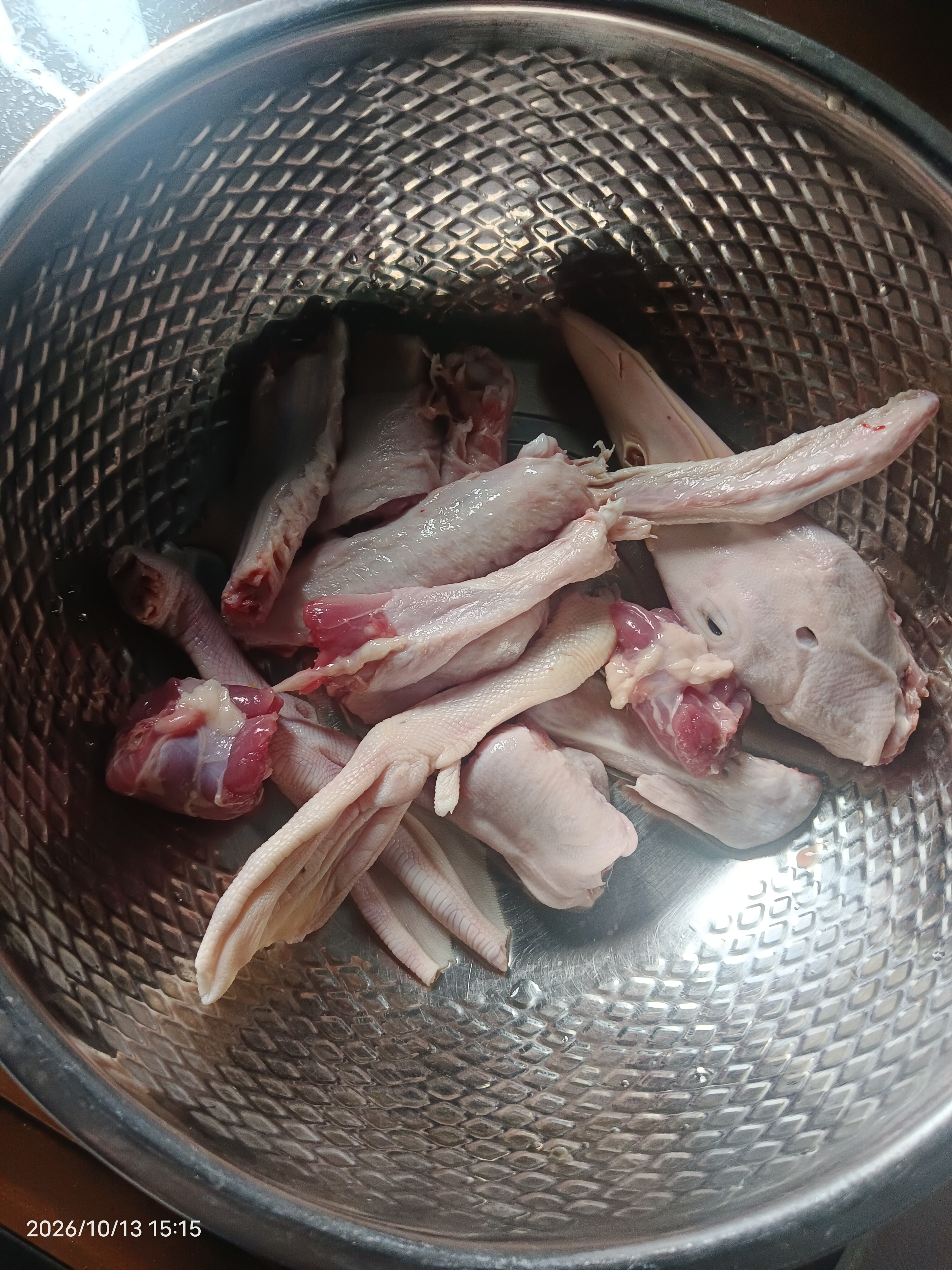 华英（HUAYING）赣南散养生态麻鸭净重2.5斤/袋冷冻整鸭新鲜土鸭煲汤红烧食材 实拍图