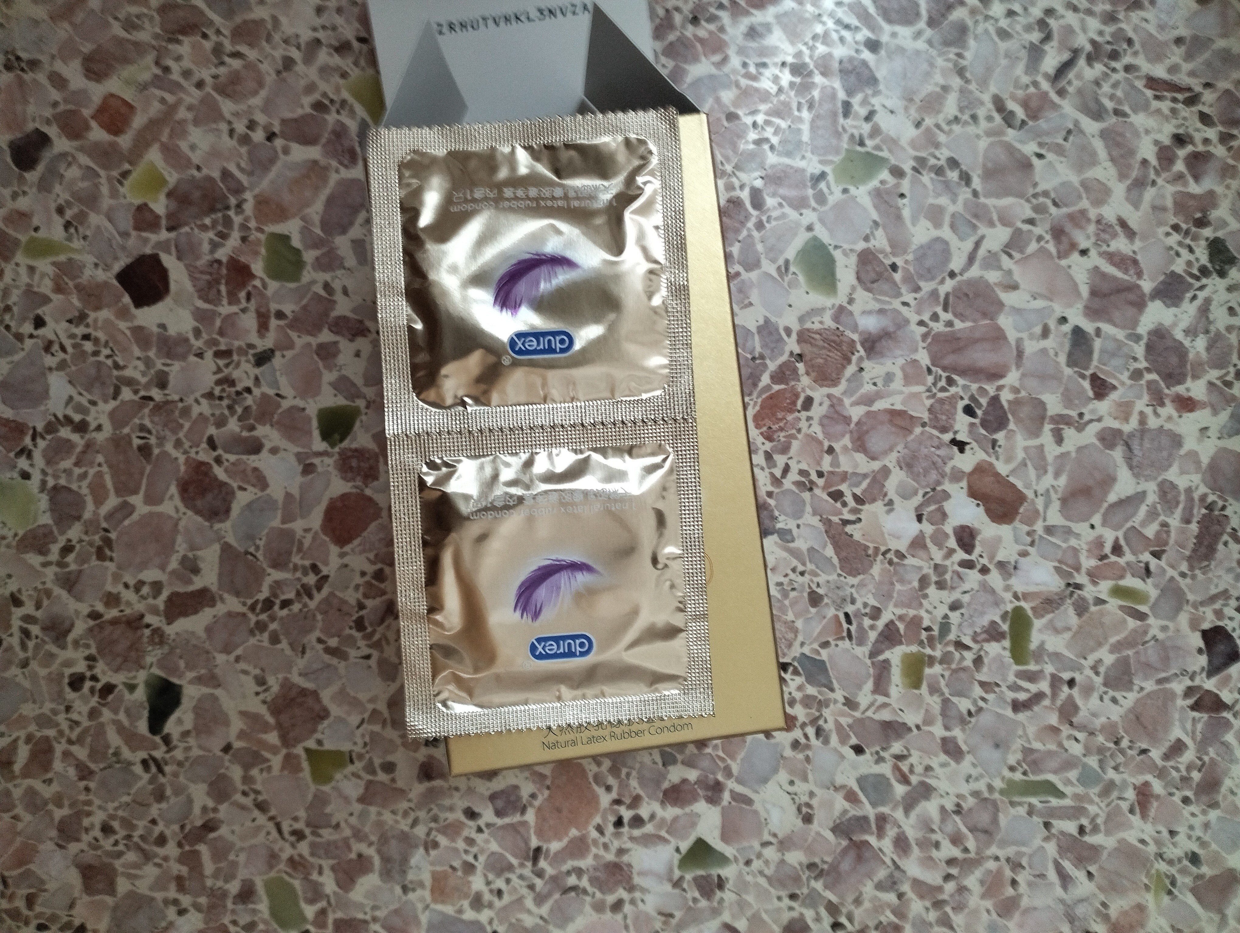 杜蕾斯（durex）避孕套安全套超薄尊享三合一14只情侣物品情趣用品成人计生套套 实拍图
