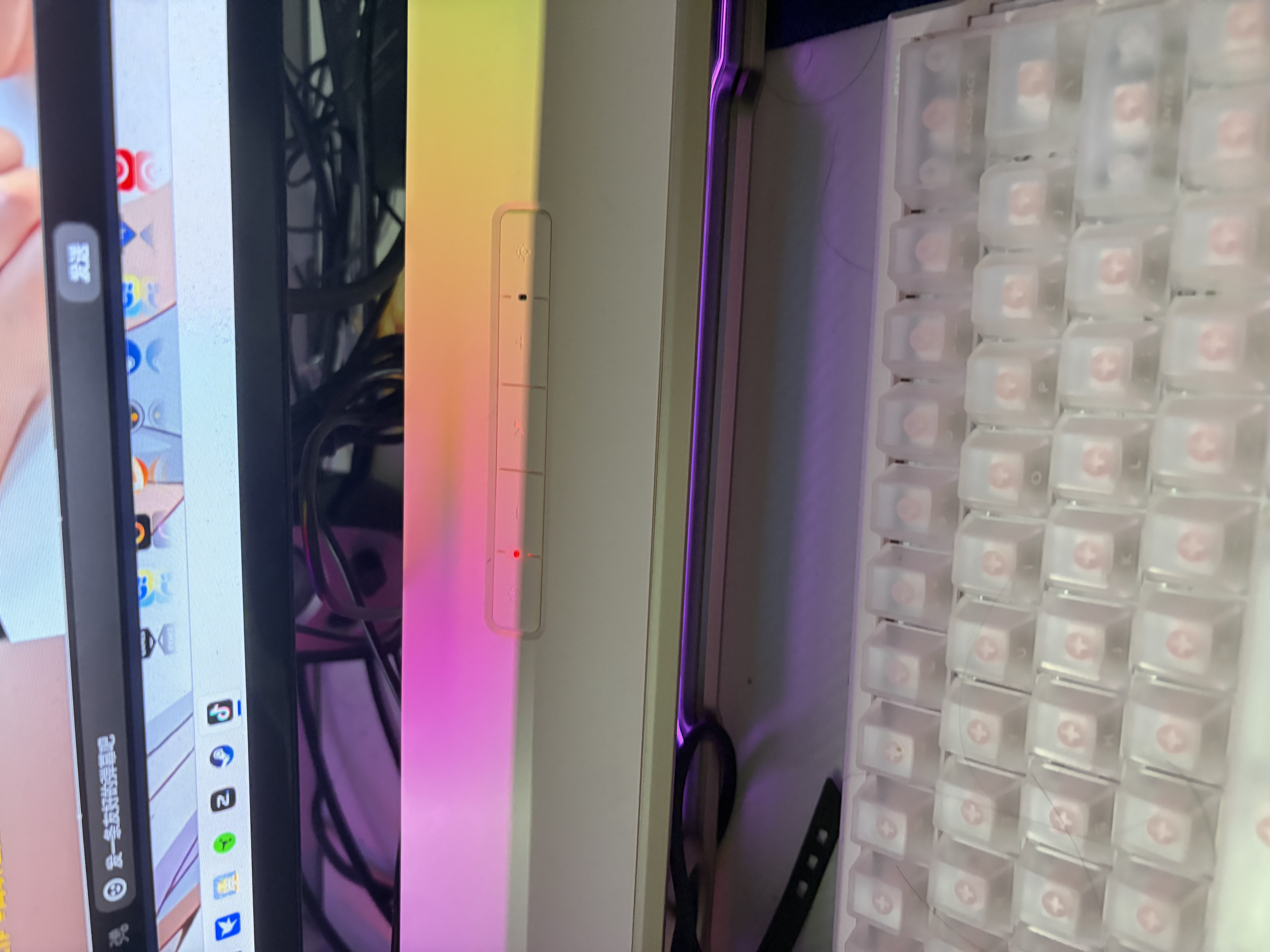 漫步者花再Halo PixelBar26年新版电脑字幕歌词音响桌面PS游戏音箱电脑回音壁蓝牙长条有线RGB灯效 樱花粉 实拍图