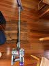 戴森（DYSON） V8无绳吸尘器 手持无线吸尘器 除螨 宠物 家庭适用 实拍图