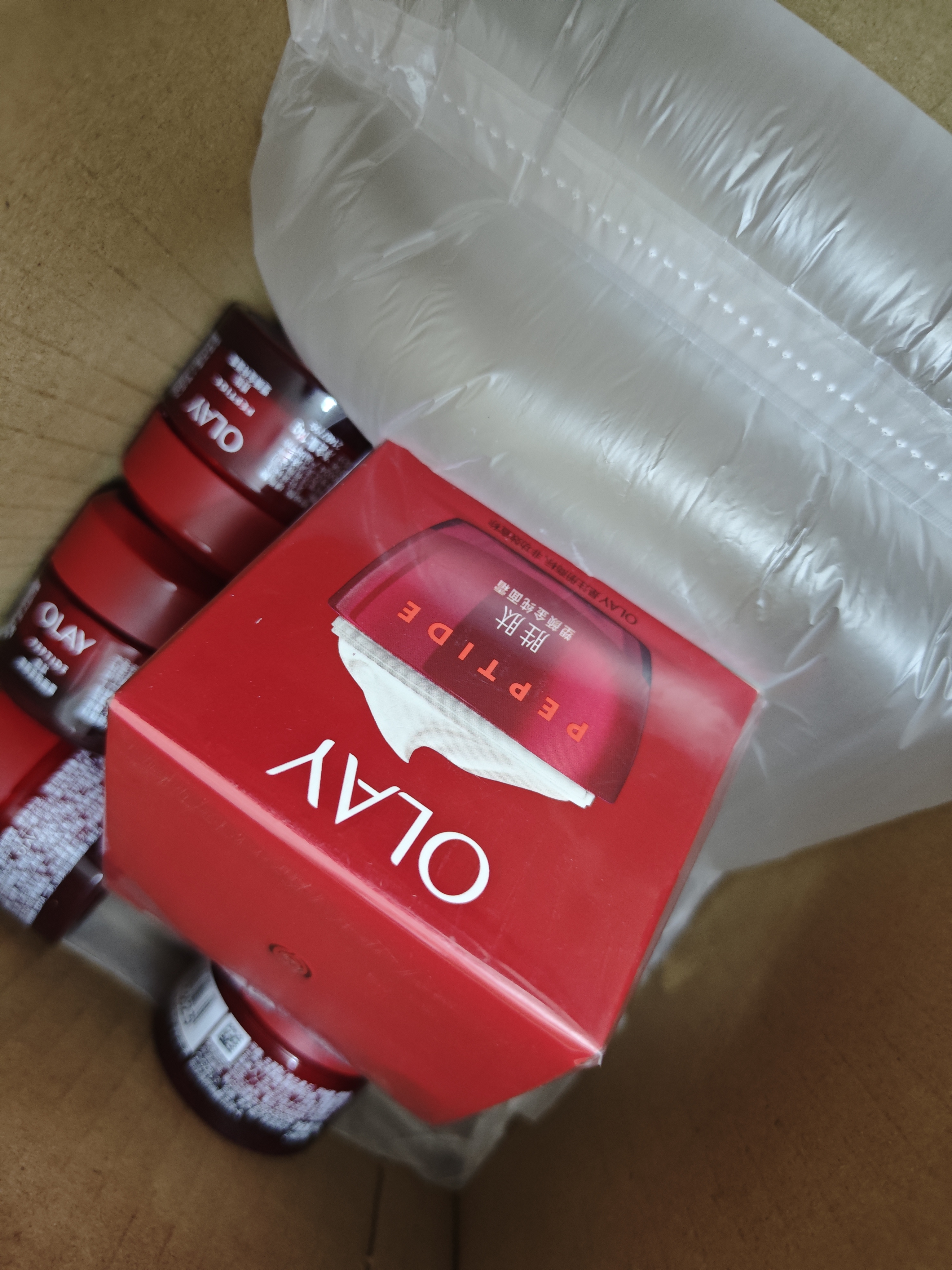 玉兰油（OLAY）大红瓶面霜50g抗皱紧致女士保湿面霜护肤品生日礼物送女友 实拍图