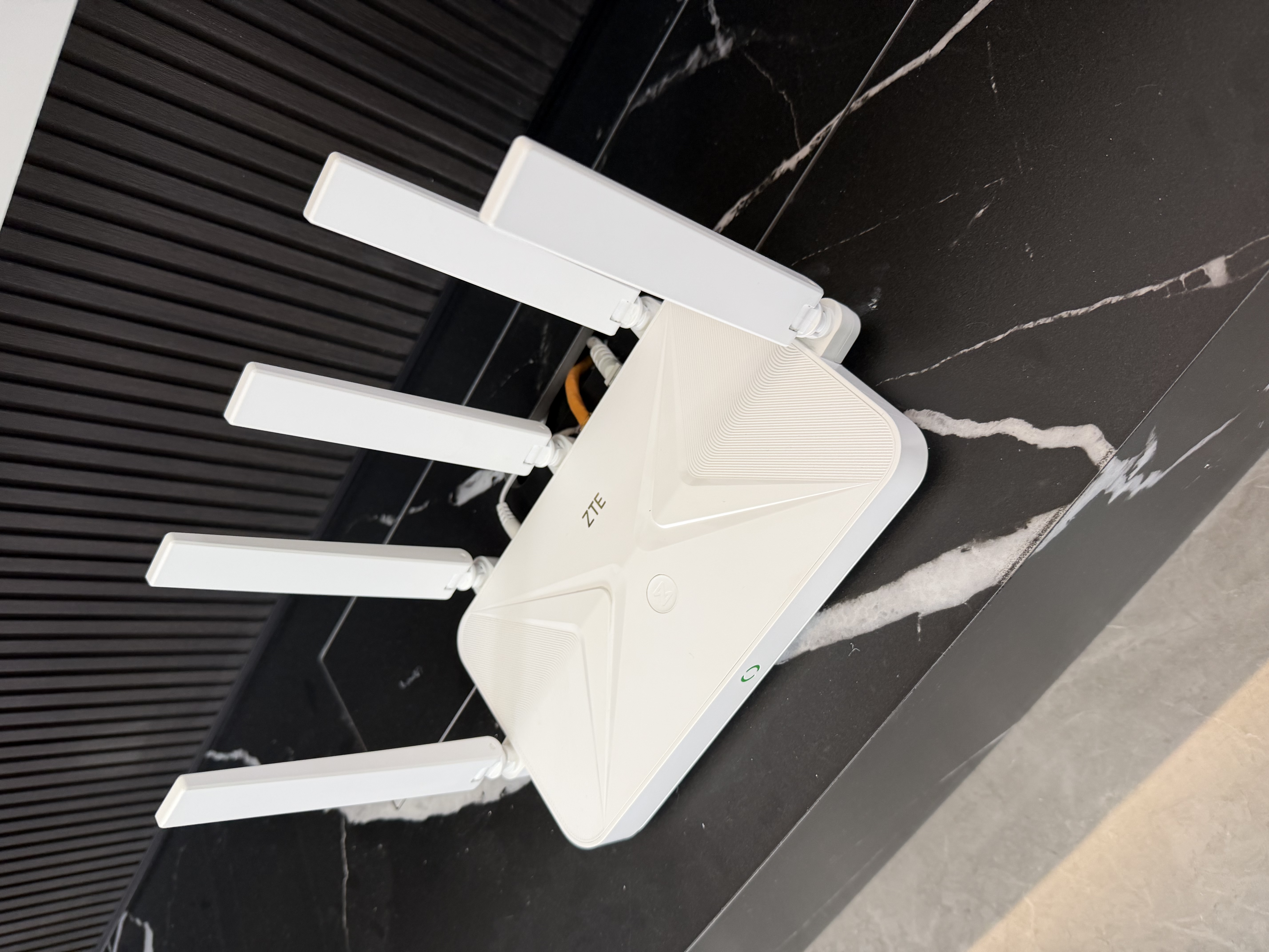 中兴（ZTE）巡天BE5100无线家用wifi7路由器 自研10核芯片 千兆双频5颗信号放大器穿墙王游戏加速 实拍图