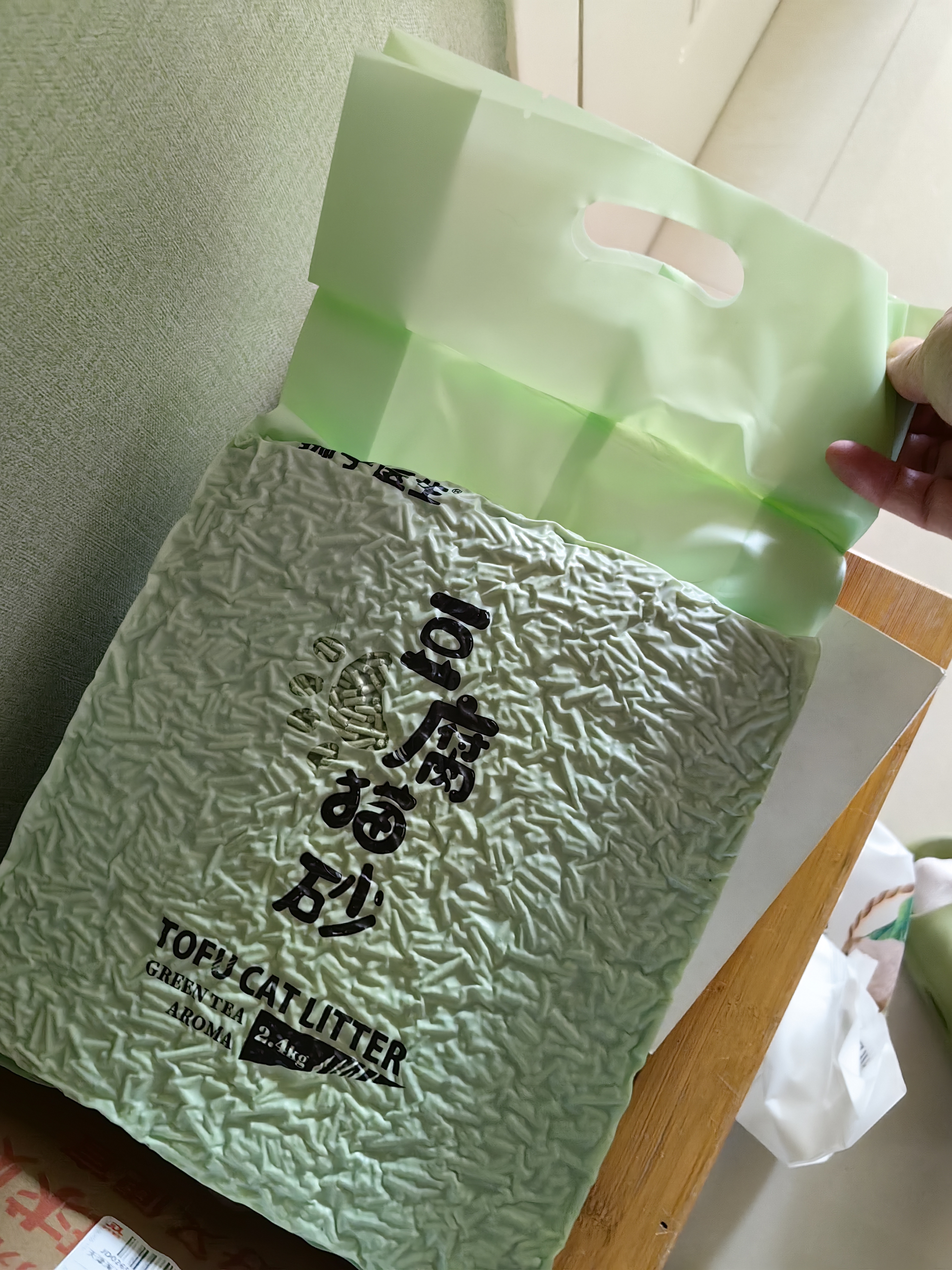 狮子医生豆腐猫砂吸臭低尘不沾底速团绿茶味猫砂可冲厕所2.4kg*6 实拍图