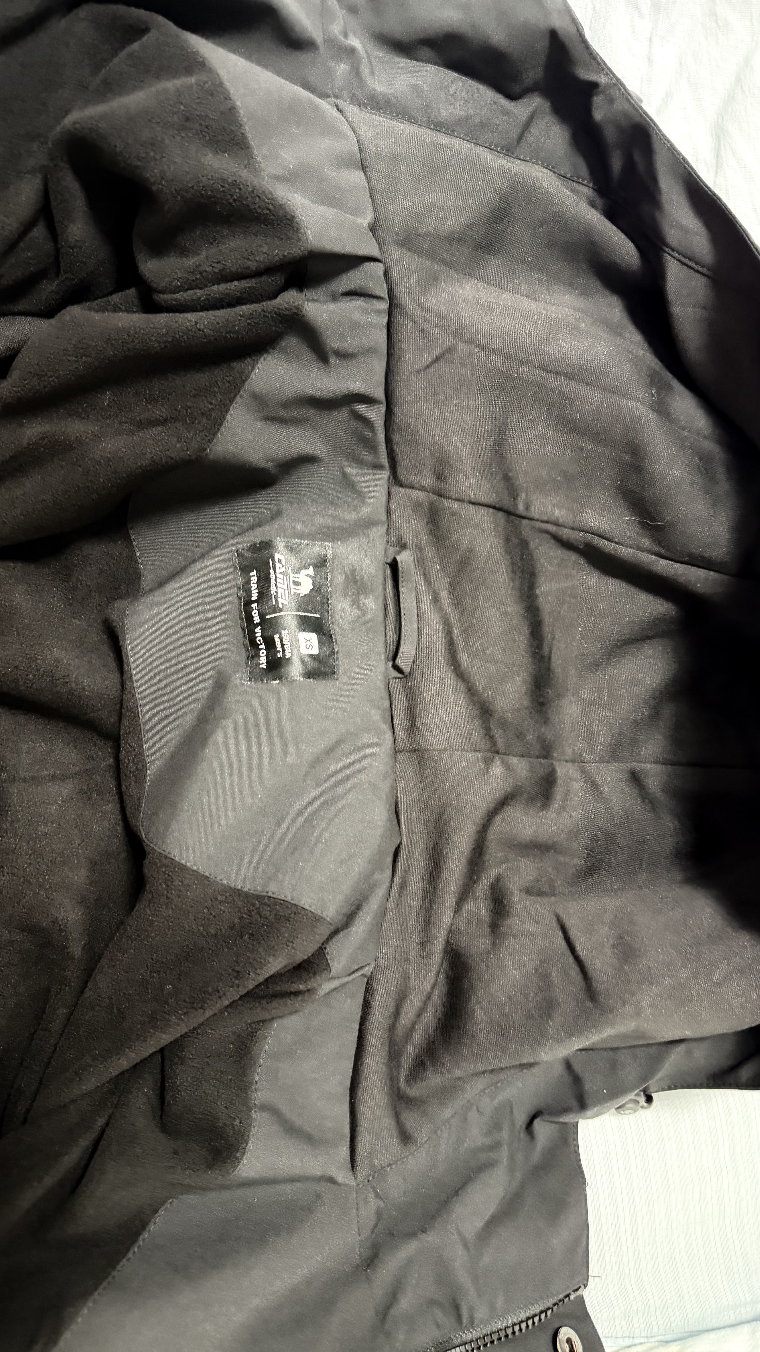 骆驼（CAMEL）户外三防夹克秋冬季新款男女士防风防泼水登山服加绒休闲风衣外套 实拍图
