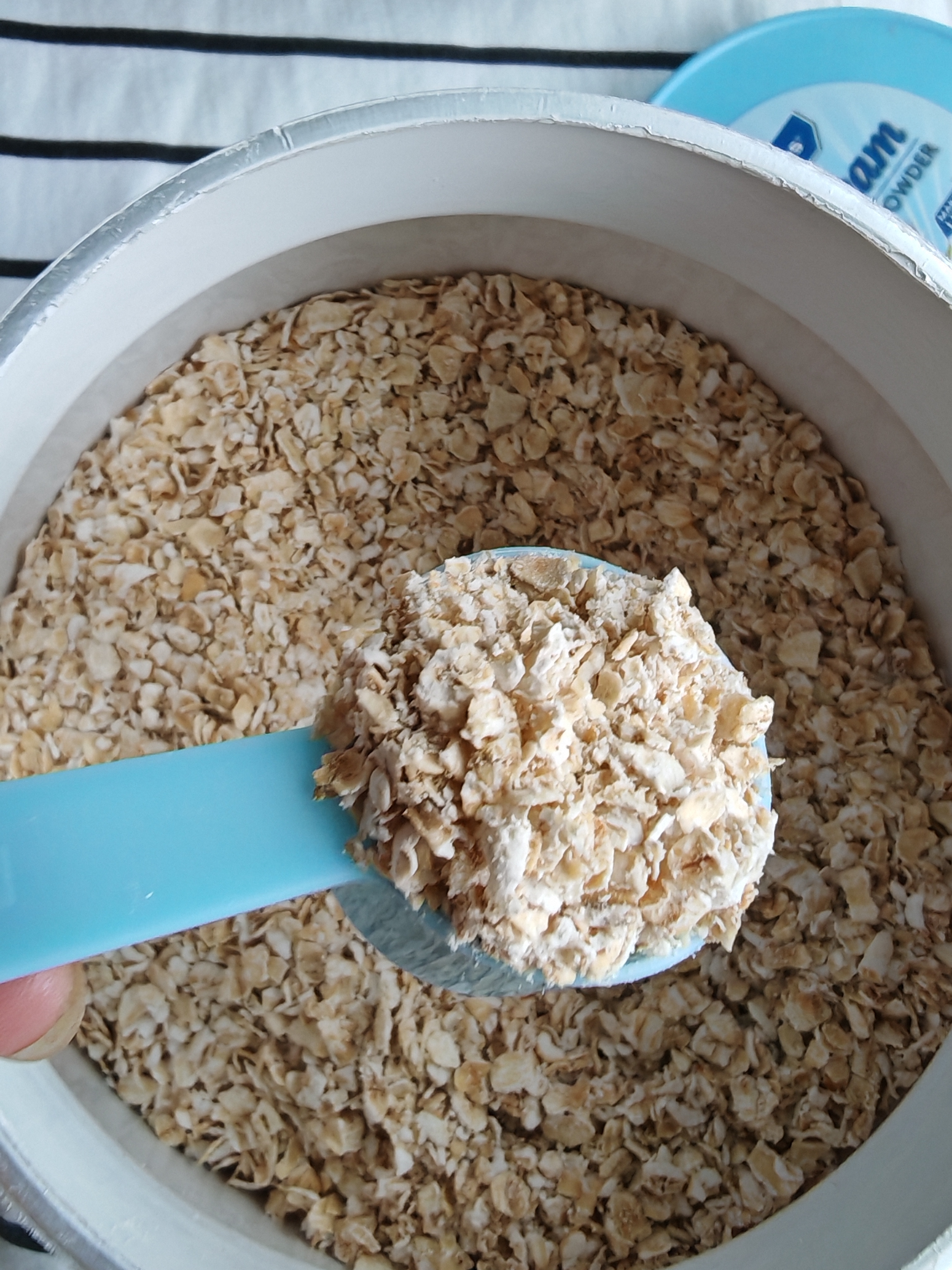 桂格（QUAKER）即食燕麦片1000g袋装 纯麦片 零添加蔗糖 高纤 早餐囤货装 实拍图