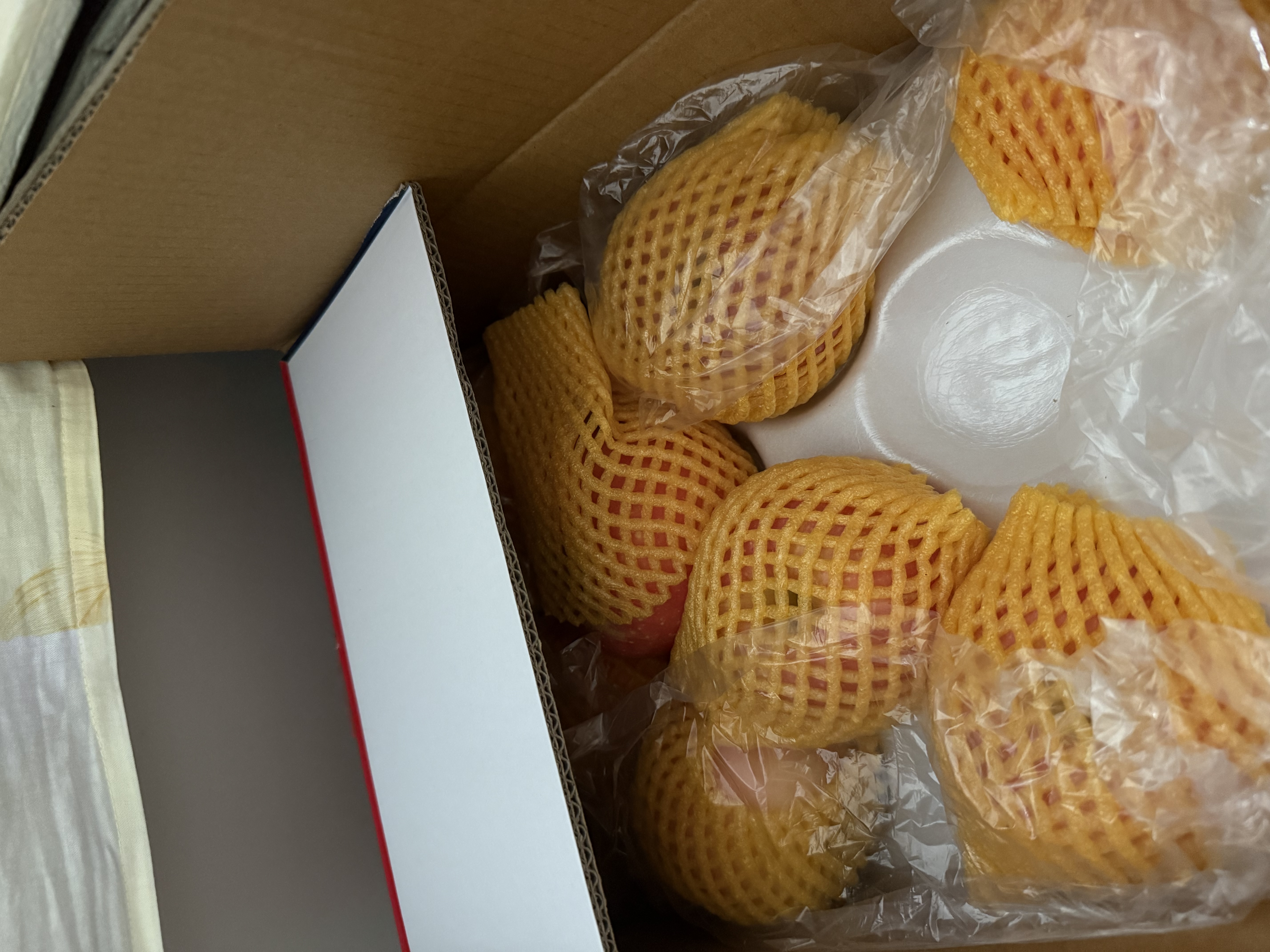 佳农烟台红富士【特大果】苹果 净重10斤单果220g+ 生鲜水果 源头直发 实拍图