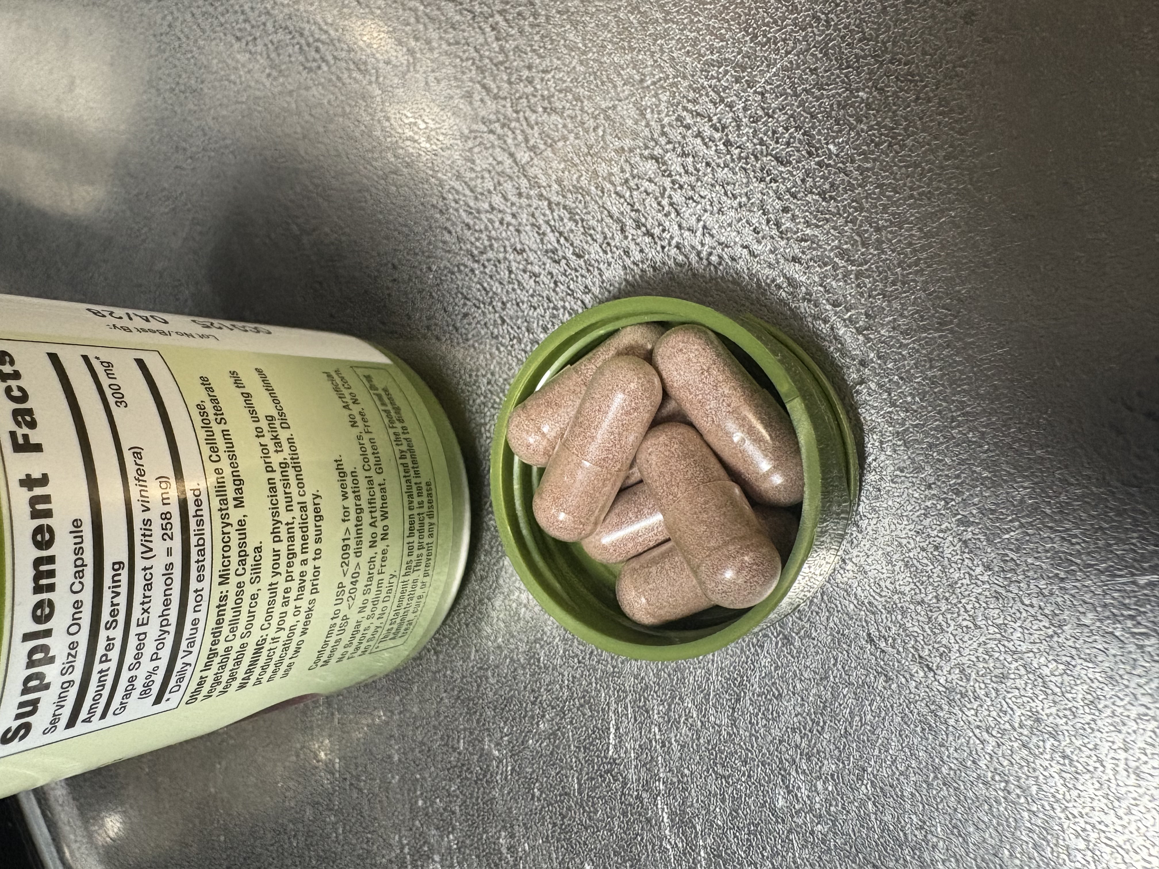 GNC健安喜葡萄籽精华100粒/瓶维生素白藜芦醇花青素亮肤焕白 实拍图