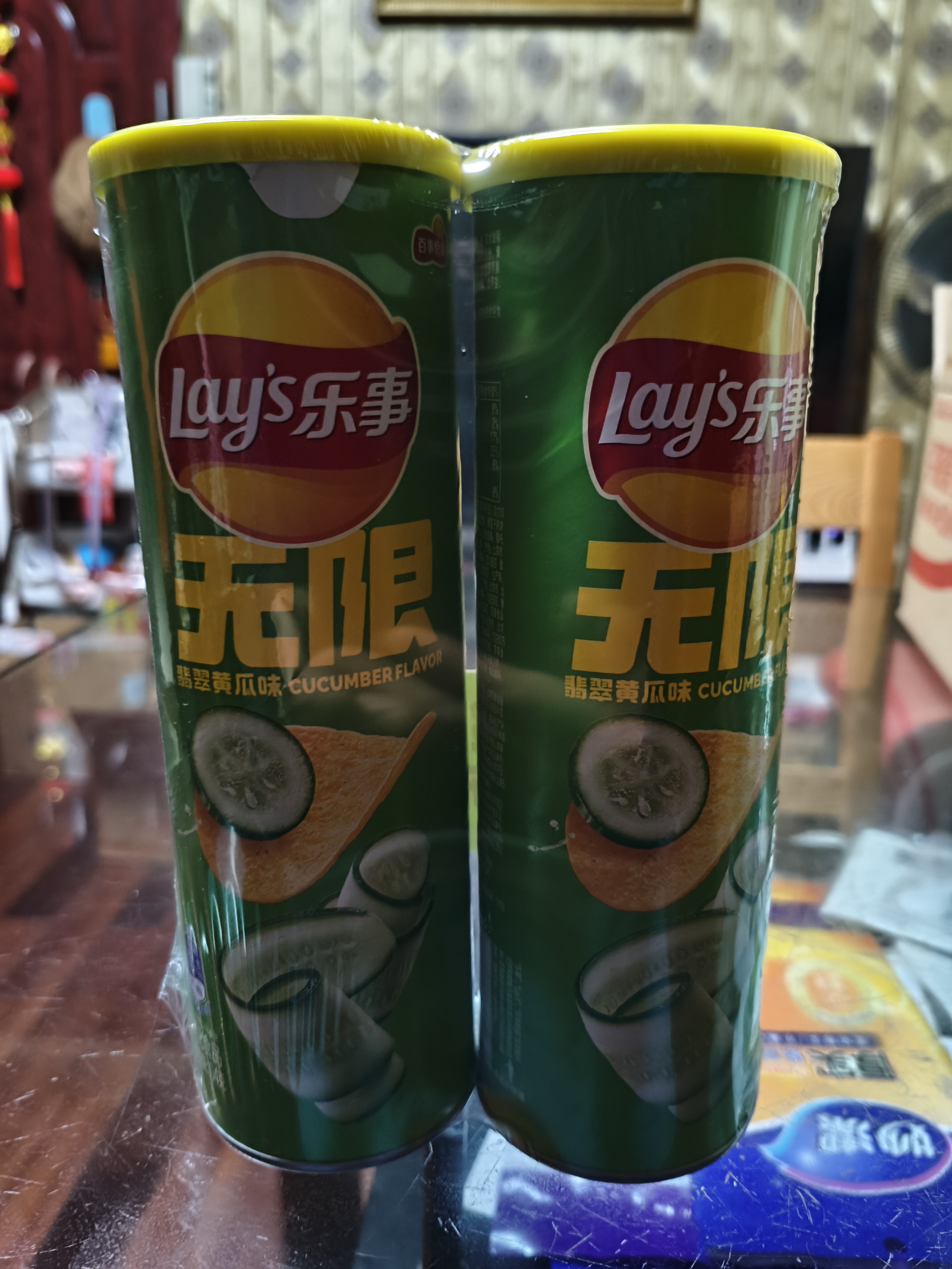 乐事（Lay's）无限薯片 翡翠黄瓜味 104克*2罐 208克 休闲零食 膨化食品 实拍图