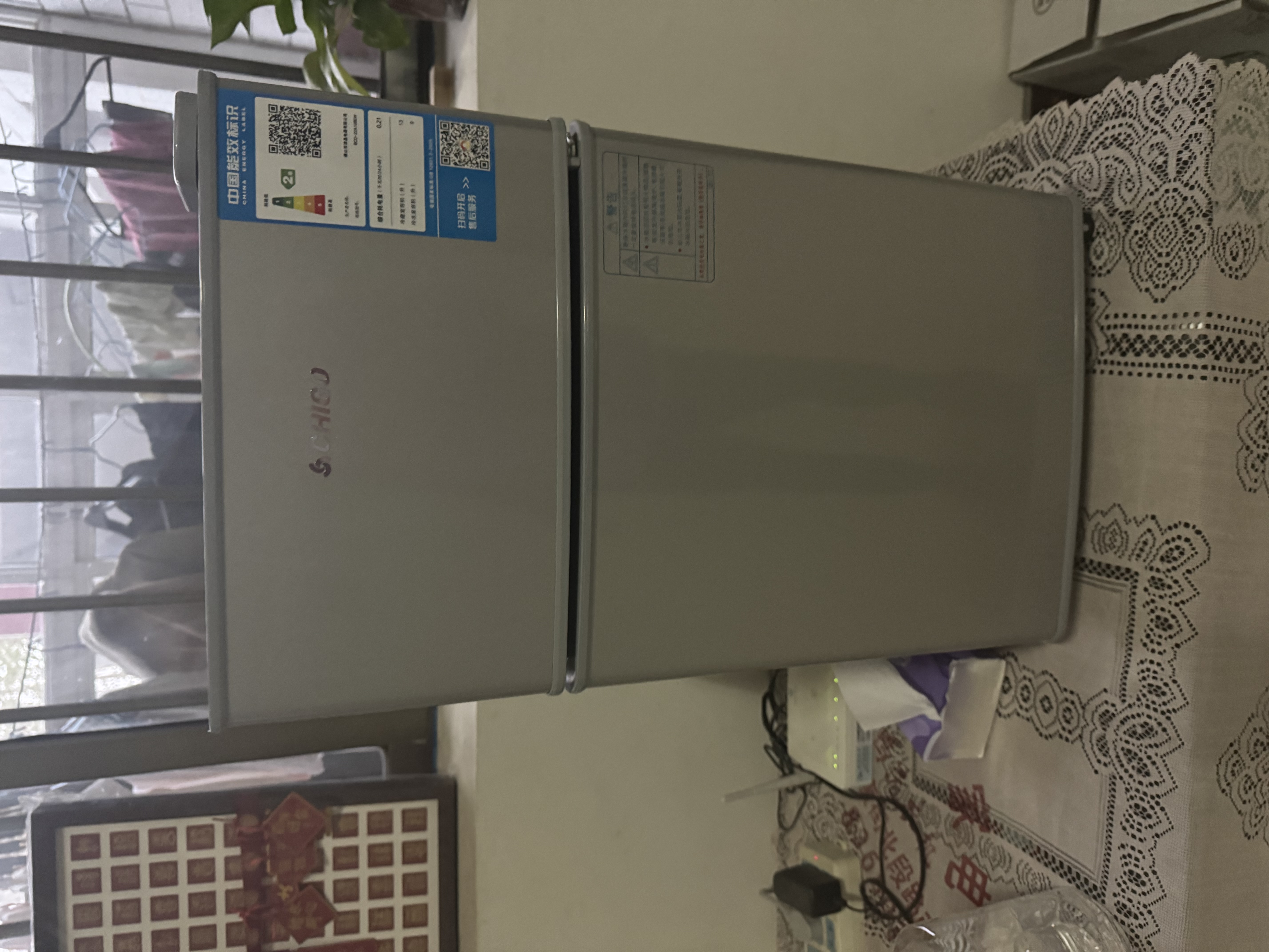 志高（CHIGO）小冰箱迷你小型家用冷藏冷冻两用宿舍出租房用双门办公室电冰箱节能省电 【店长推荐】108银色【全国联保丨节能省电】 实拍图