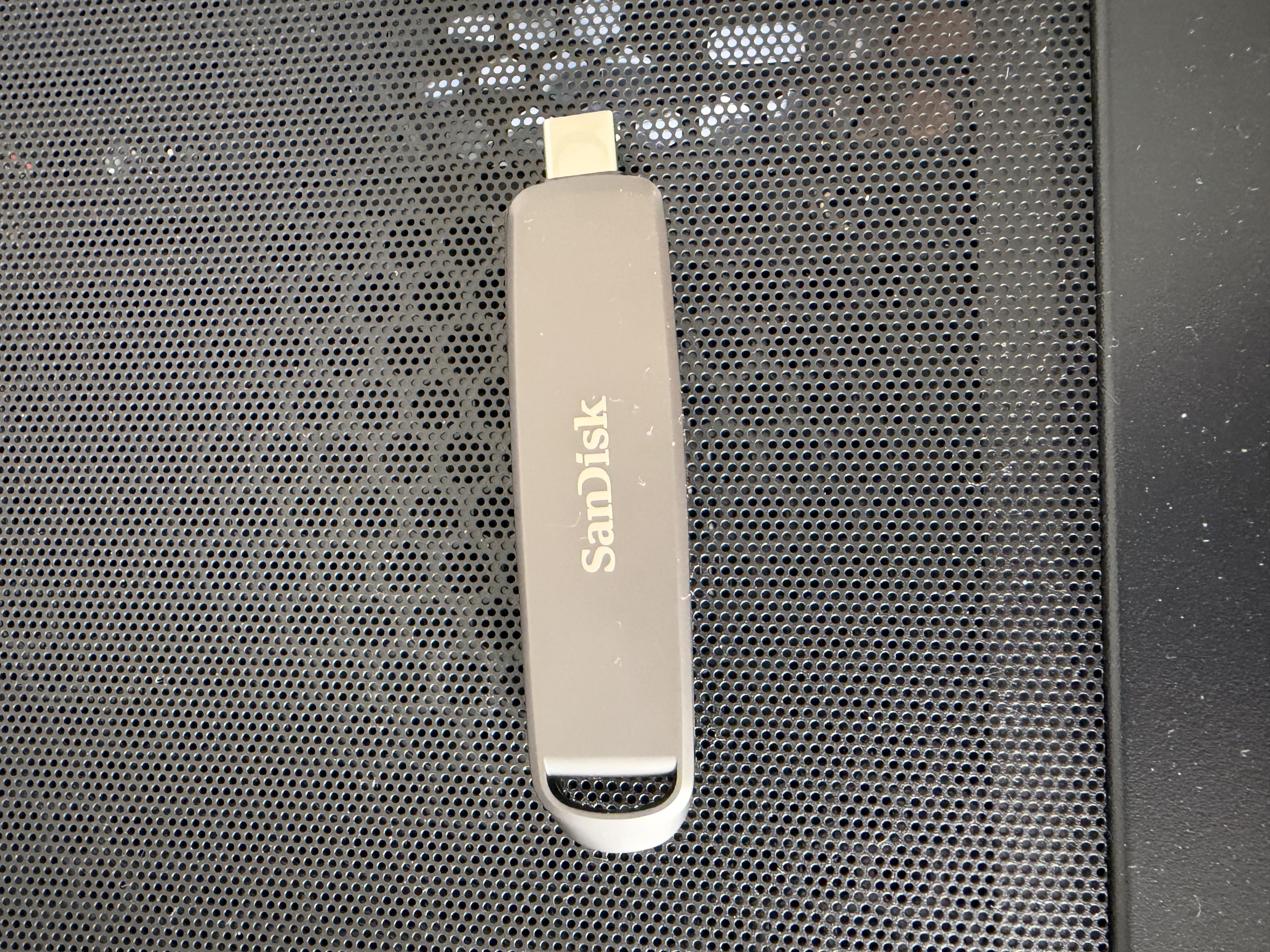 Sandisk闪迪512GB USB3.2 Type-C 双接口 DDE1高速固态U盘 读1000MB/s 写900MB/s 兼容手机电脑大容量金属优盘 实拍图