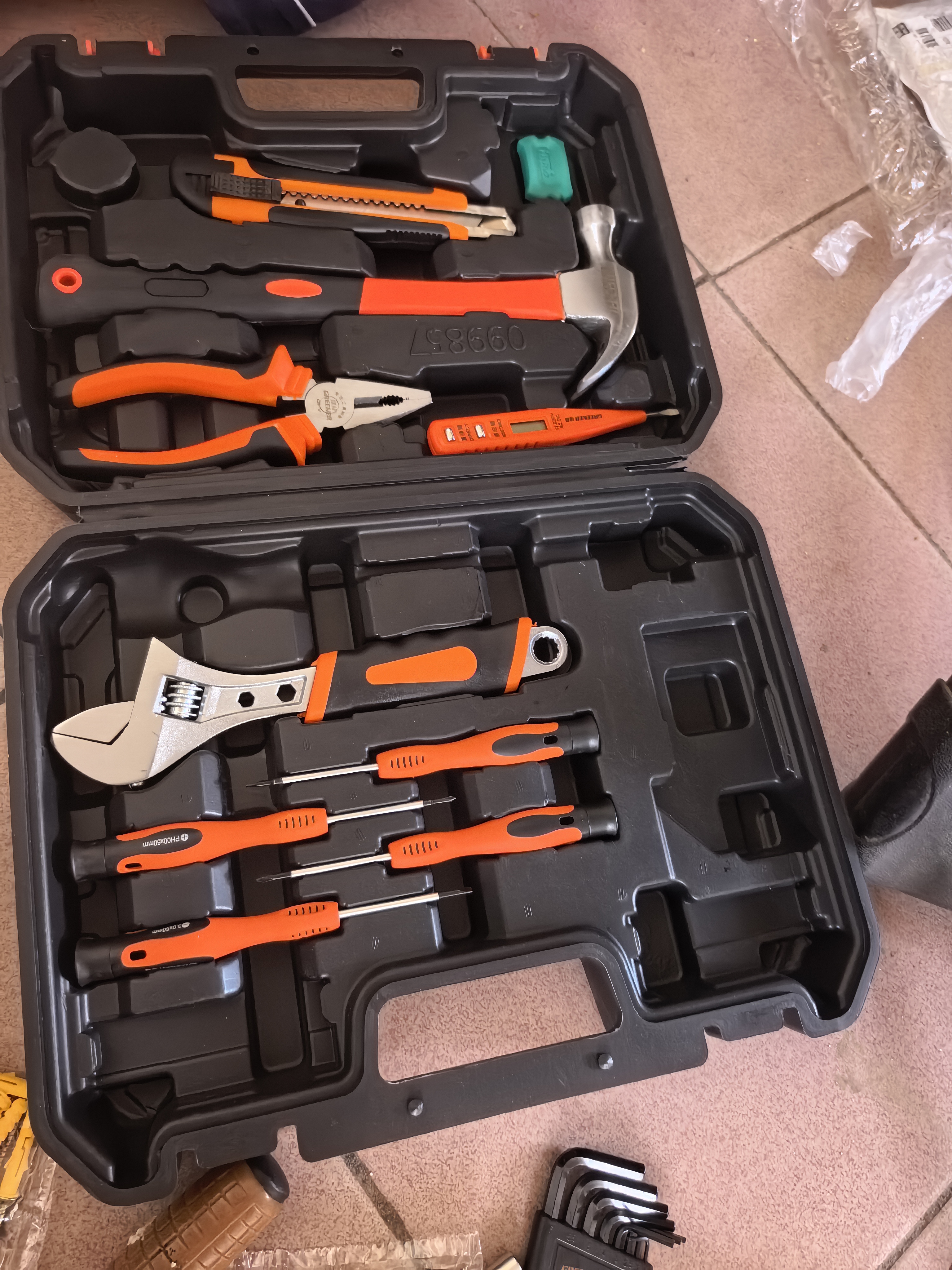 绿林（GREENER）家用工具箱套装 五金工具套装 电讯电工工具组套 42件套 实拍图