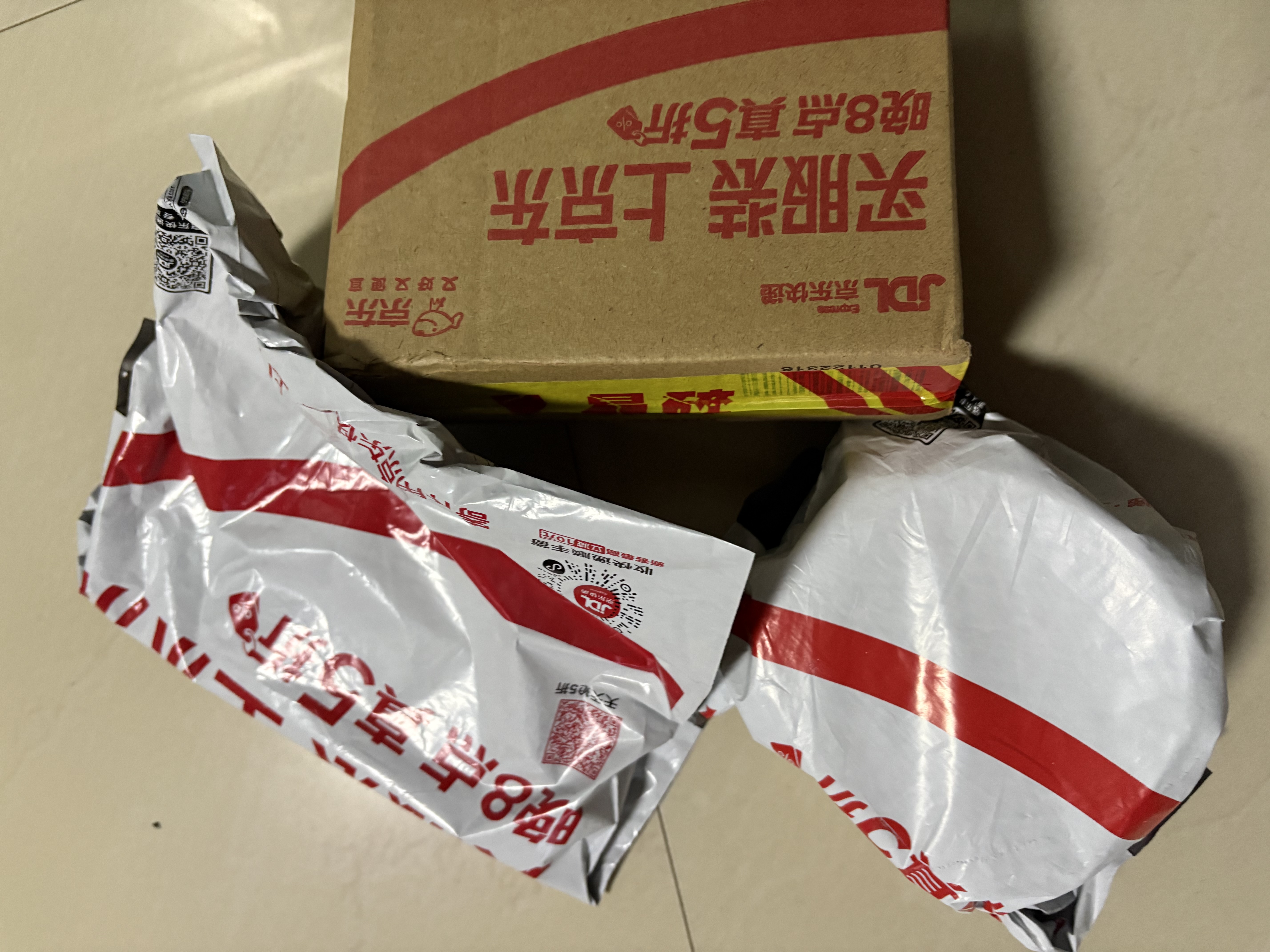 得力（deli）S01升级黑金款大容量弧度收口按动中性笔办公笔学生考试刷题水笔 0.5mm子弹头黑色 3支/盒S01Pro-3 实拍图