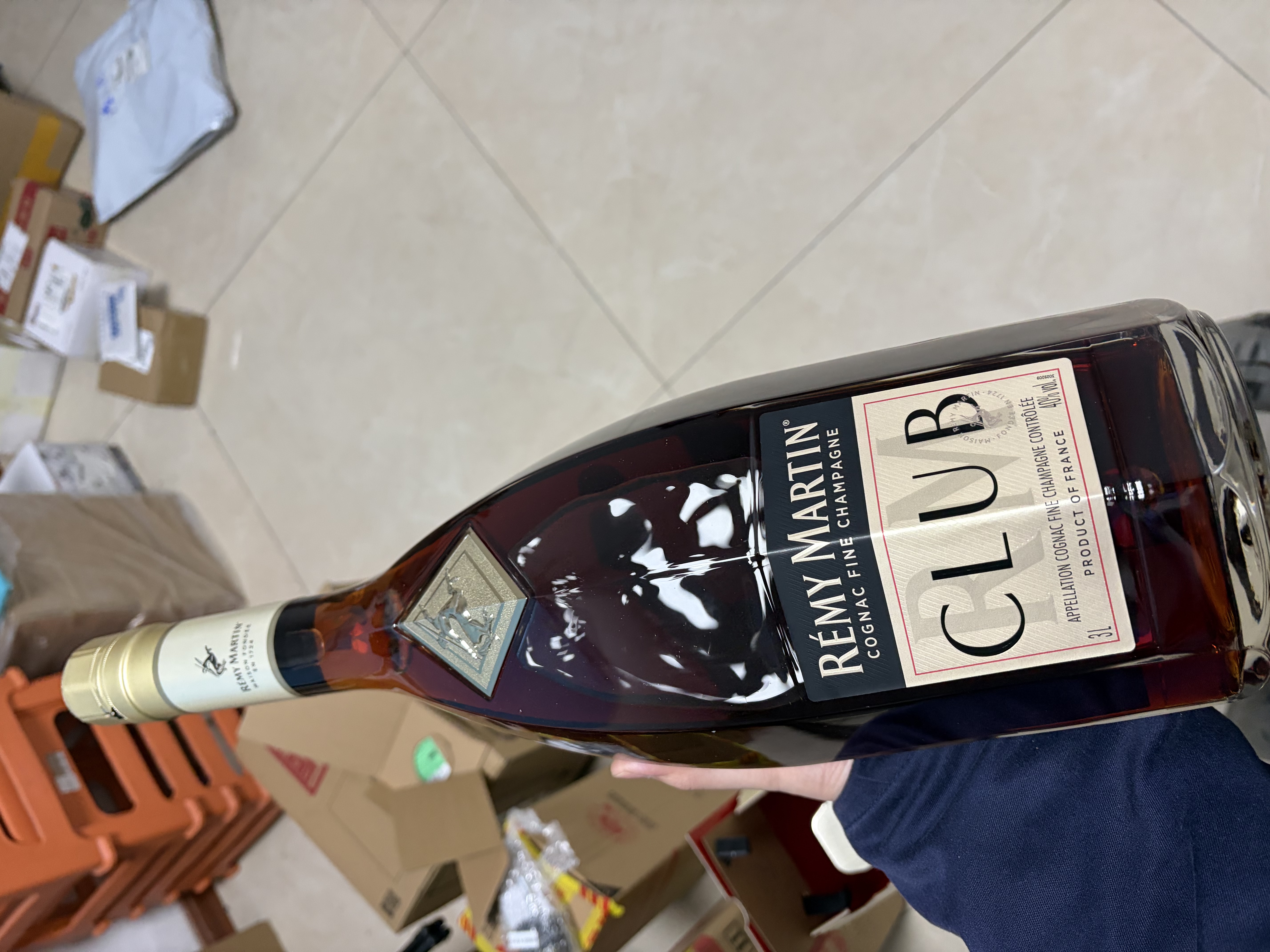 人头马（Remy Martin）洋酒 CLUB优质香槟区干邑白兰地 700ml 实拍图