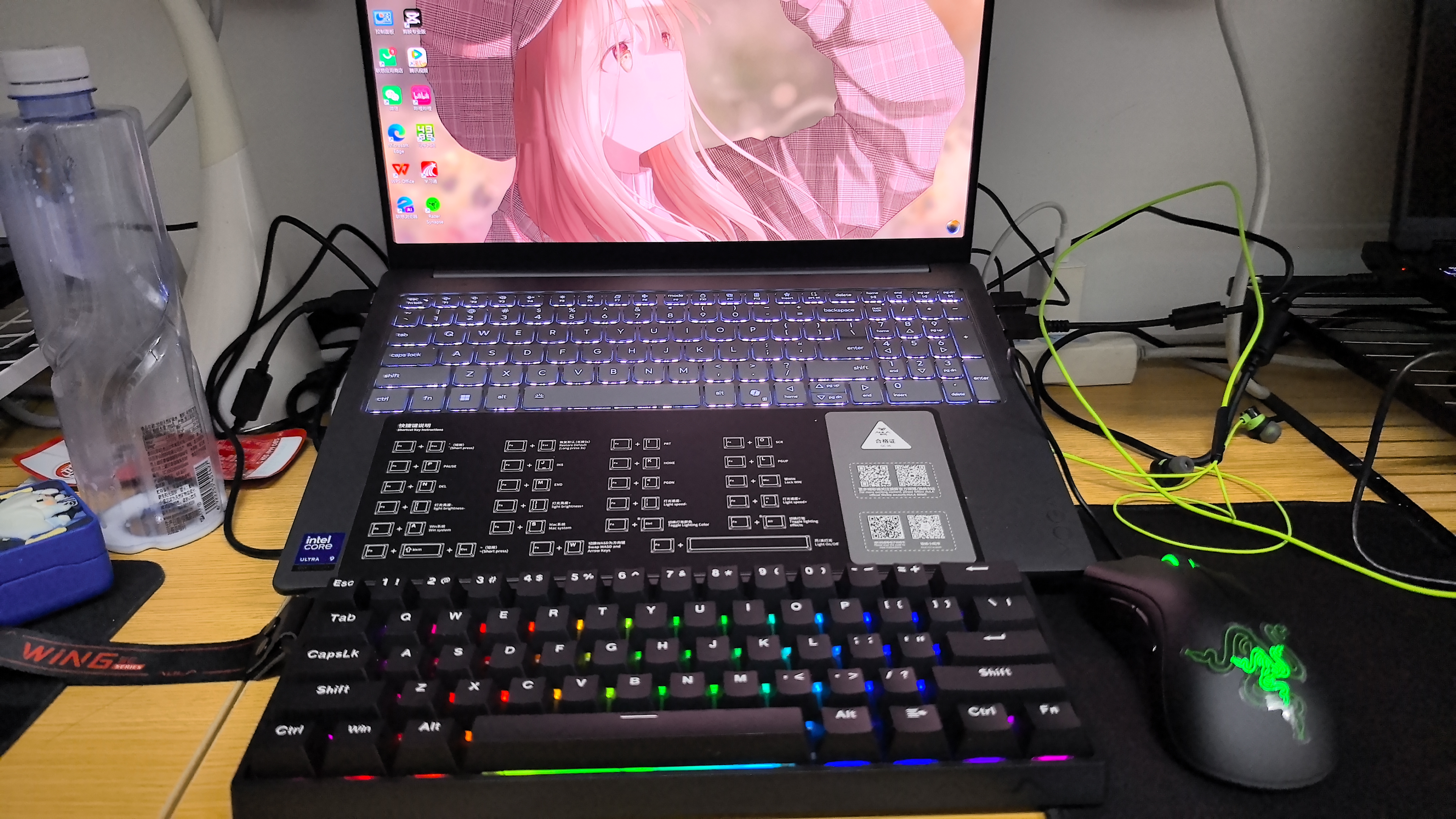 雷蛇（Razer）炼狱蝰蛇标准版有线鼠标 人体工学 电竞游戏 右手通用型 吃鸡/LOL/CSGO游戏鼠标 黑色 实拍图