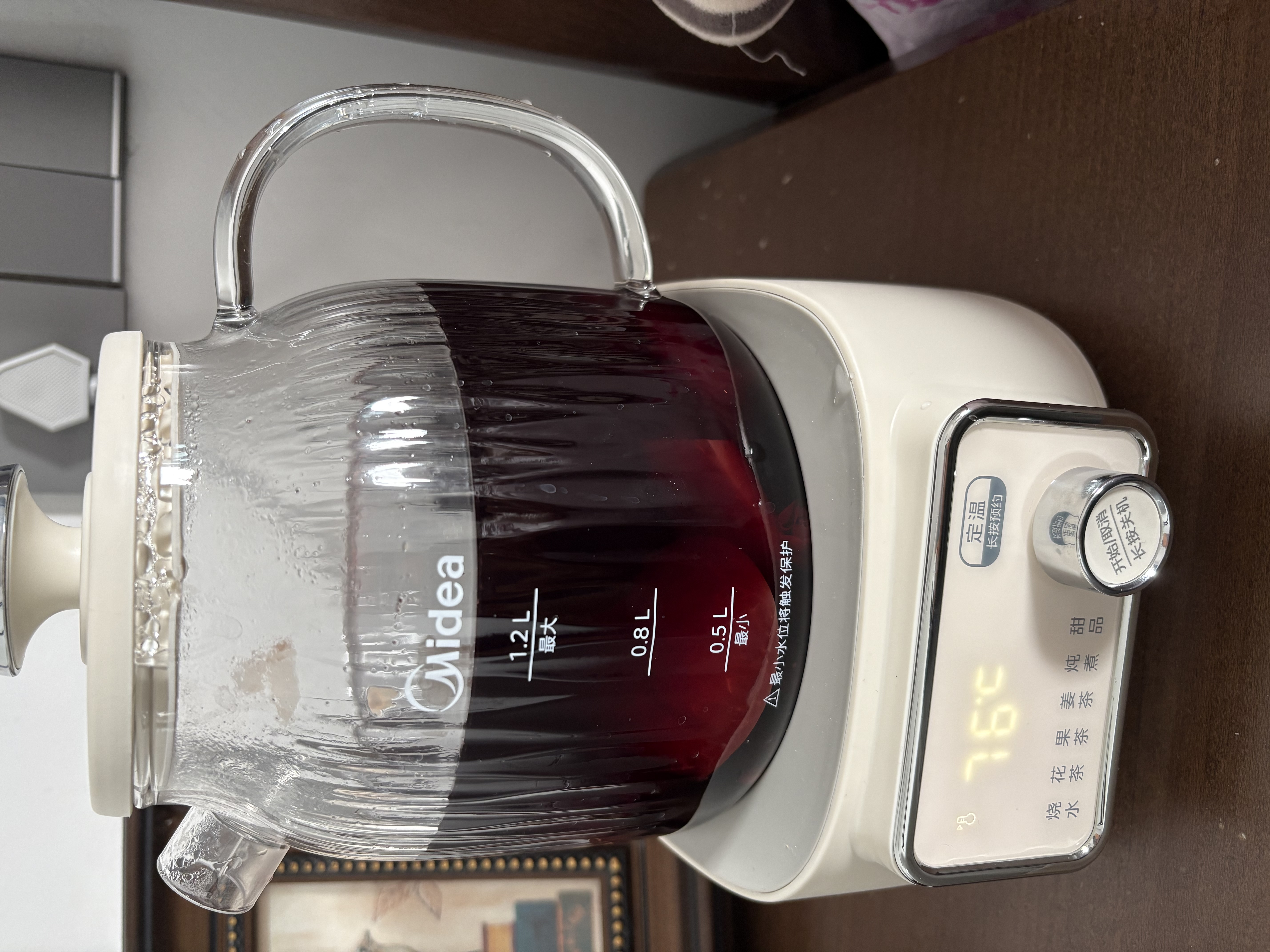 美的（Midea）养生壶全玻璃0胶水多功能煮茶壶母婴烧水壶泡奶机智能恒温电热水壶全自动一体1.2L YS12B302J 实拍图