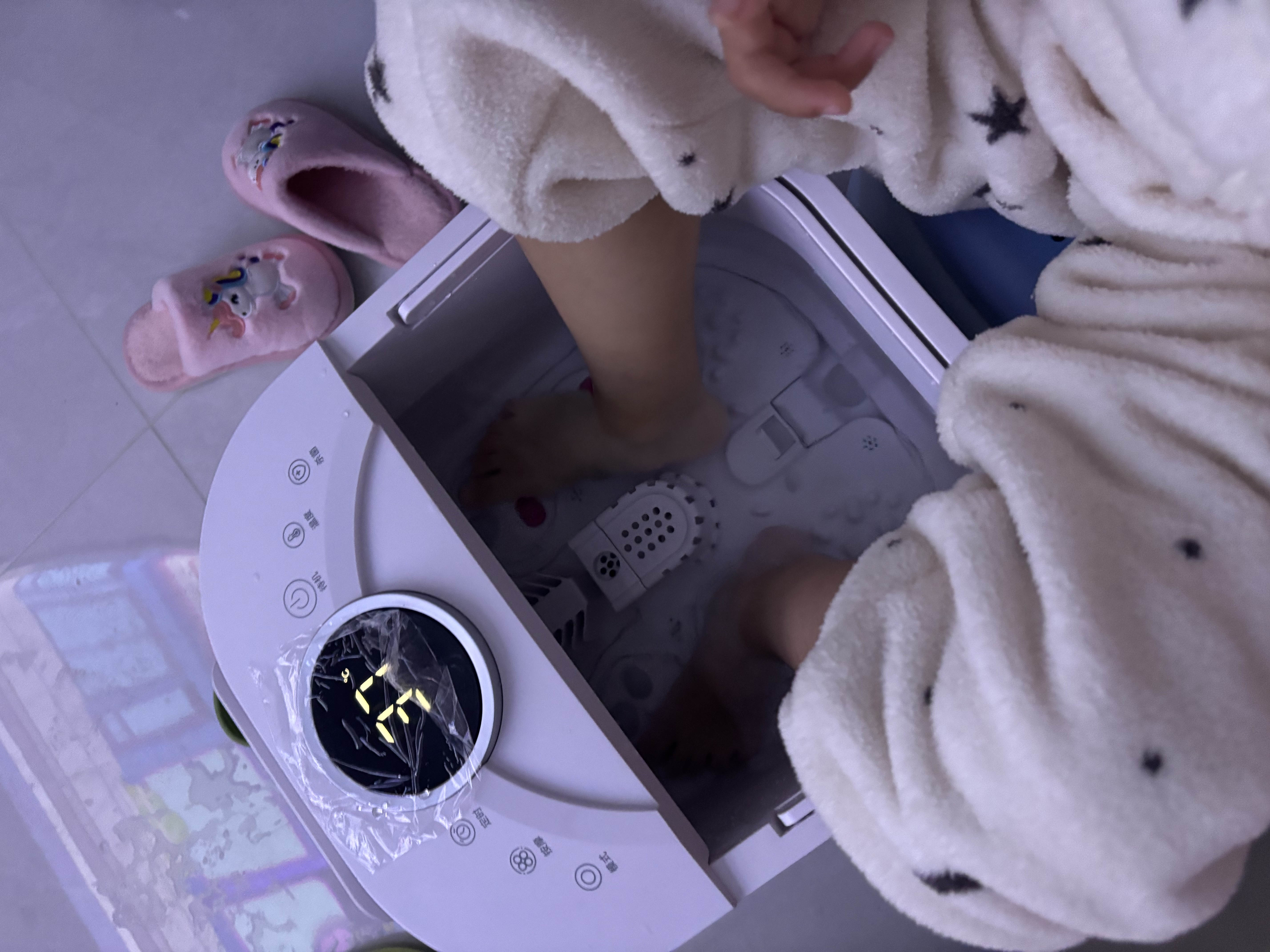 美的（Midea）电动按摩足浴盆加热恒温足疗泡脚桶全自动智能家用送妈妈长辈生日礼物女实用ZL206 实拍图
