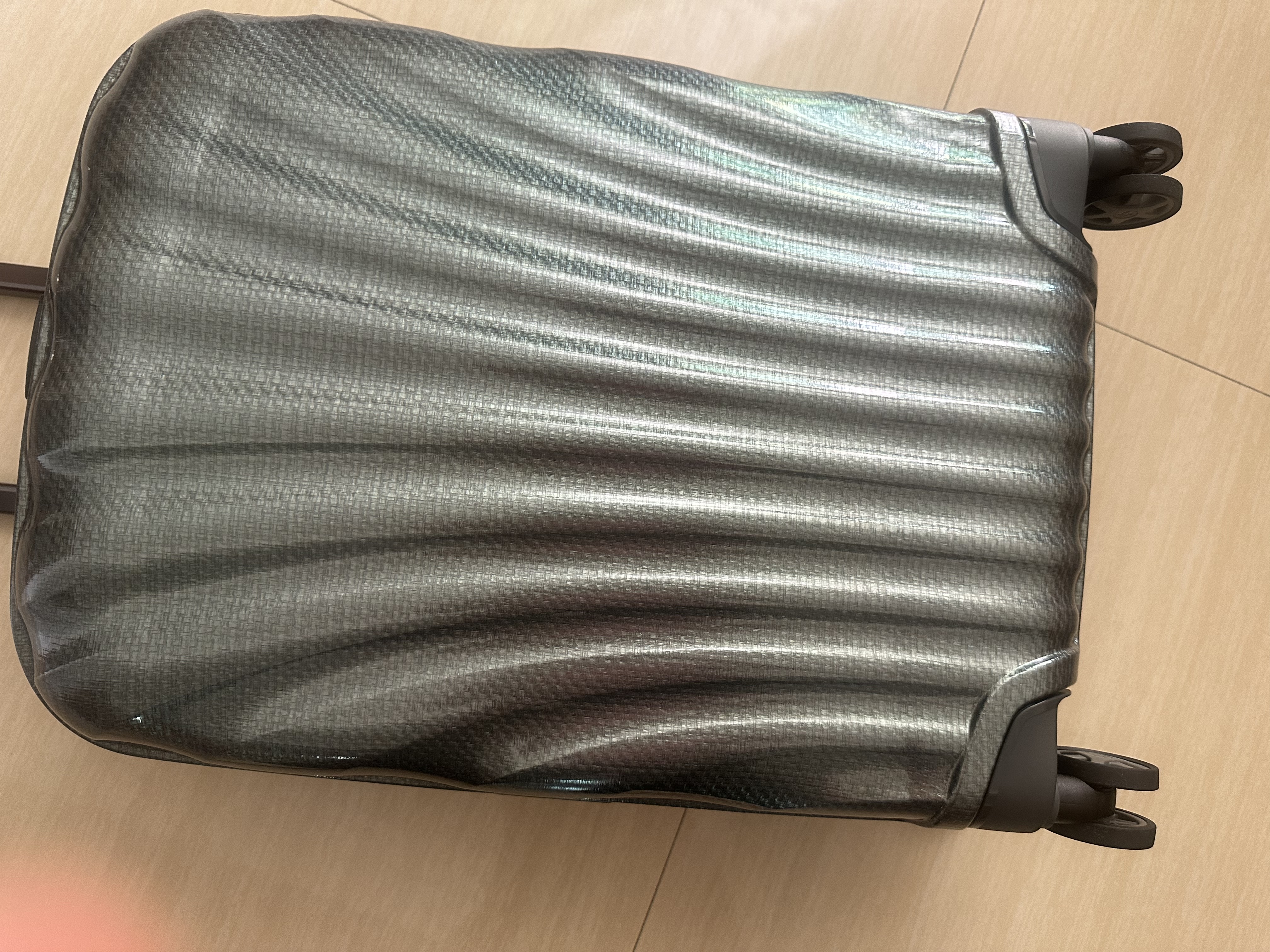 新秀丽经典贝壳拉杆箱CS2男女超轻盈旅行行李箱 绿色 20英寸登机箱 可扩展 实拍图