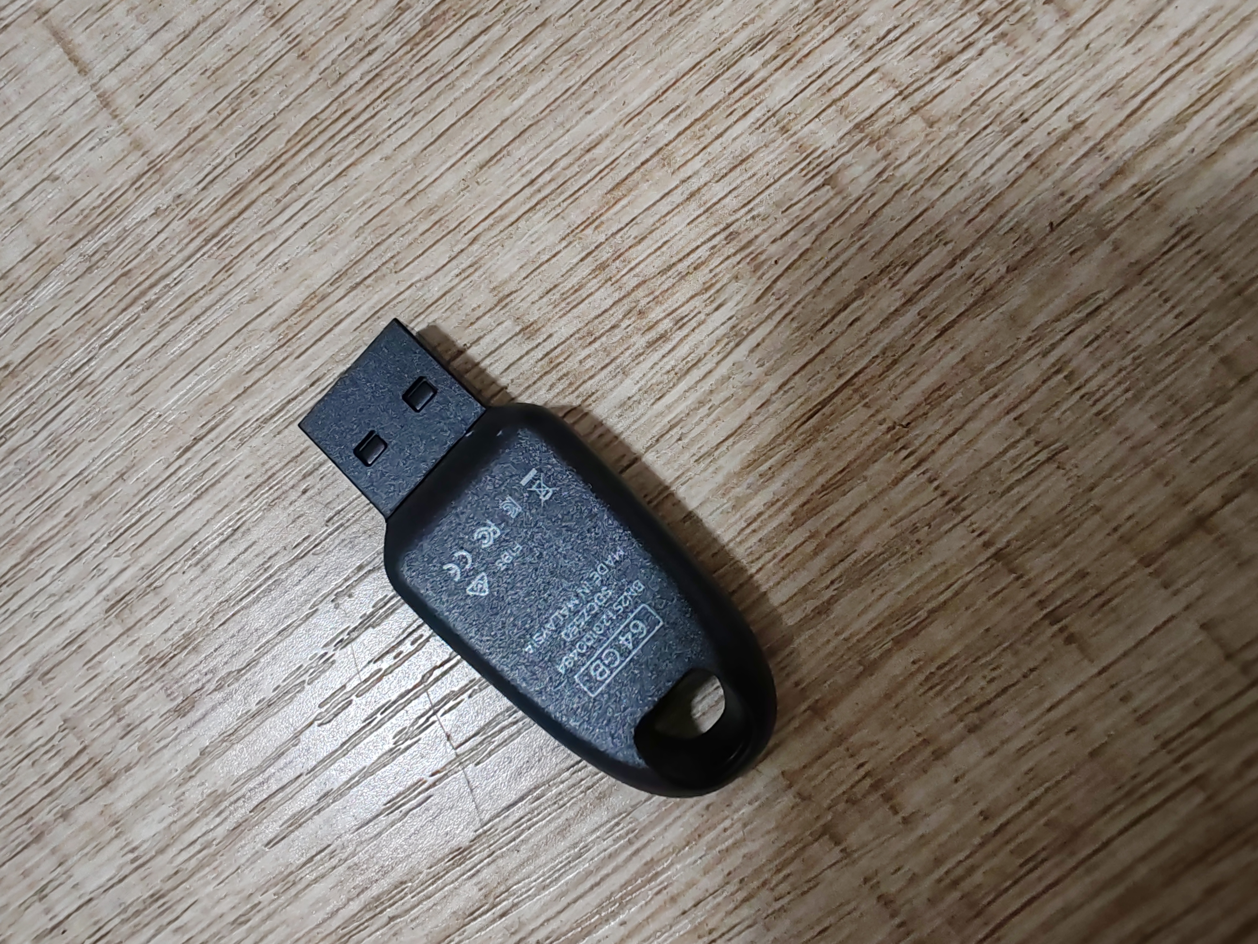 Sandisk闪迪64GB USB3.2 U盘 CZ550黑色 读速100MB/s 安全加密 数据恢复 学习办公电脑车载 高速大容量优盘 实拍图