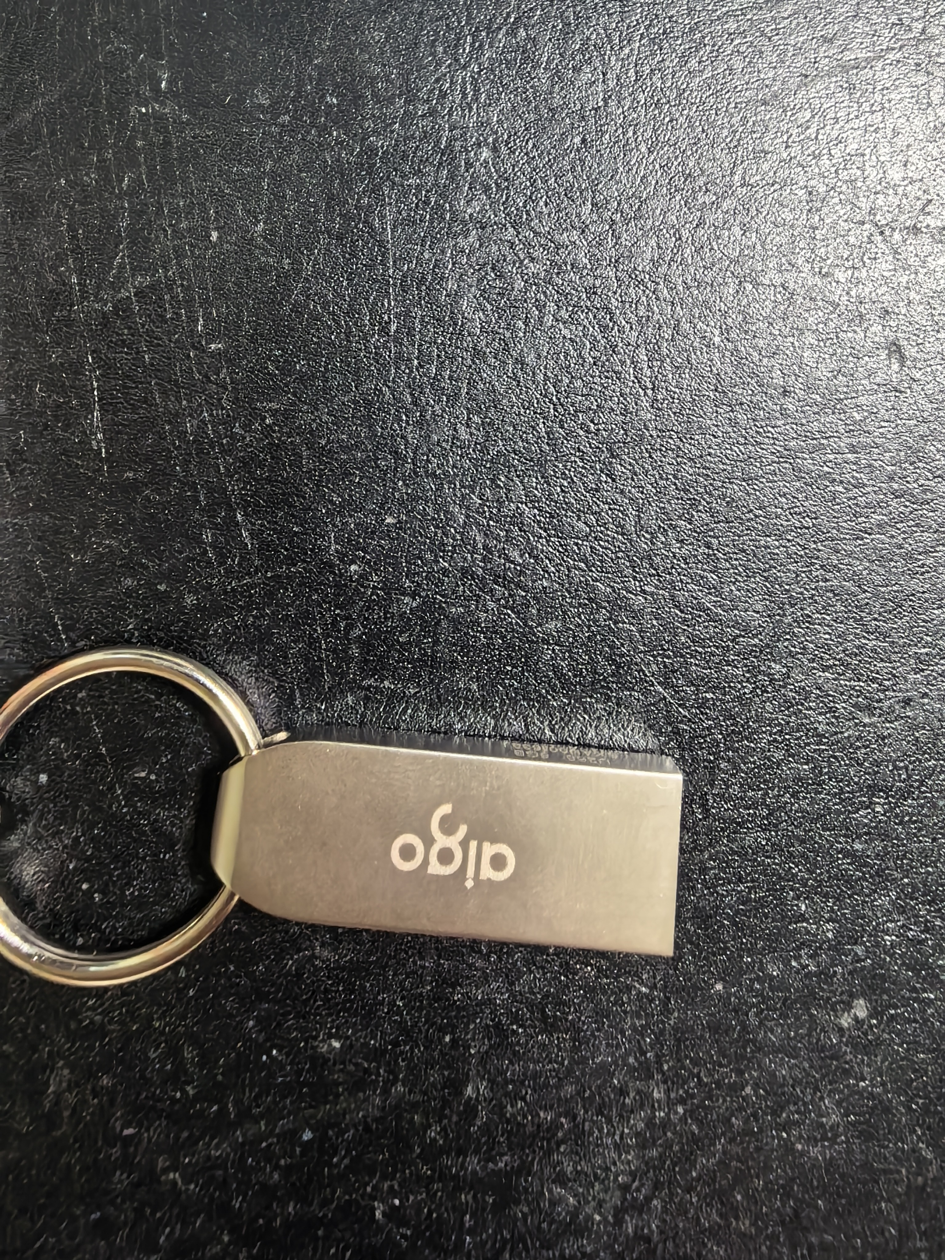 爱国者（aigo）8GB USB2.0 U盘 办公电脑U盘 投标u盘 U268 小巧便携金属优盘 实拍图