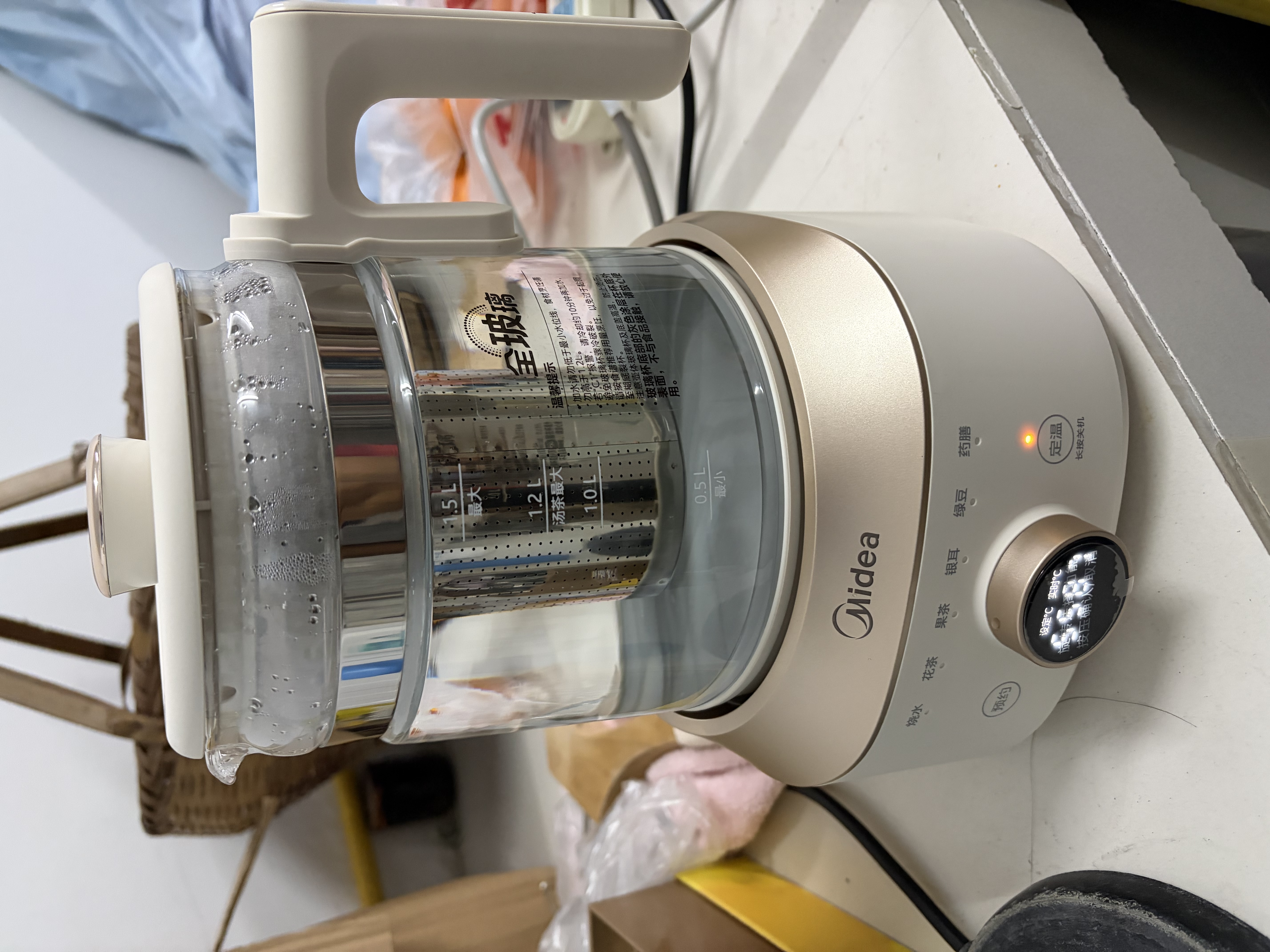 美的（Midea）养生壶全玻璃0涂层全自动烧水壶母婴恒温泡奶机电热水壶花茶壶辅食机全包护底防碎1.5L YS15B201 实拍图