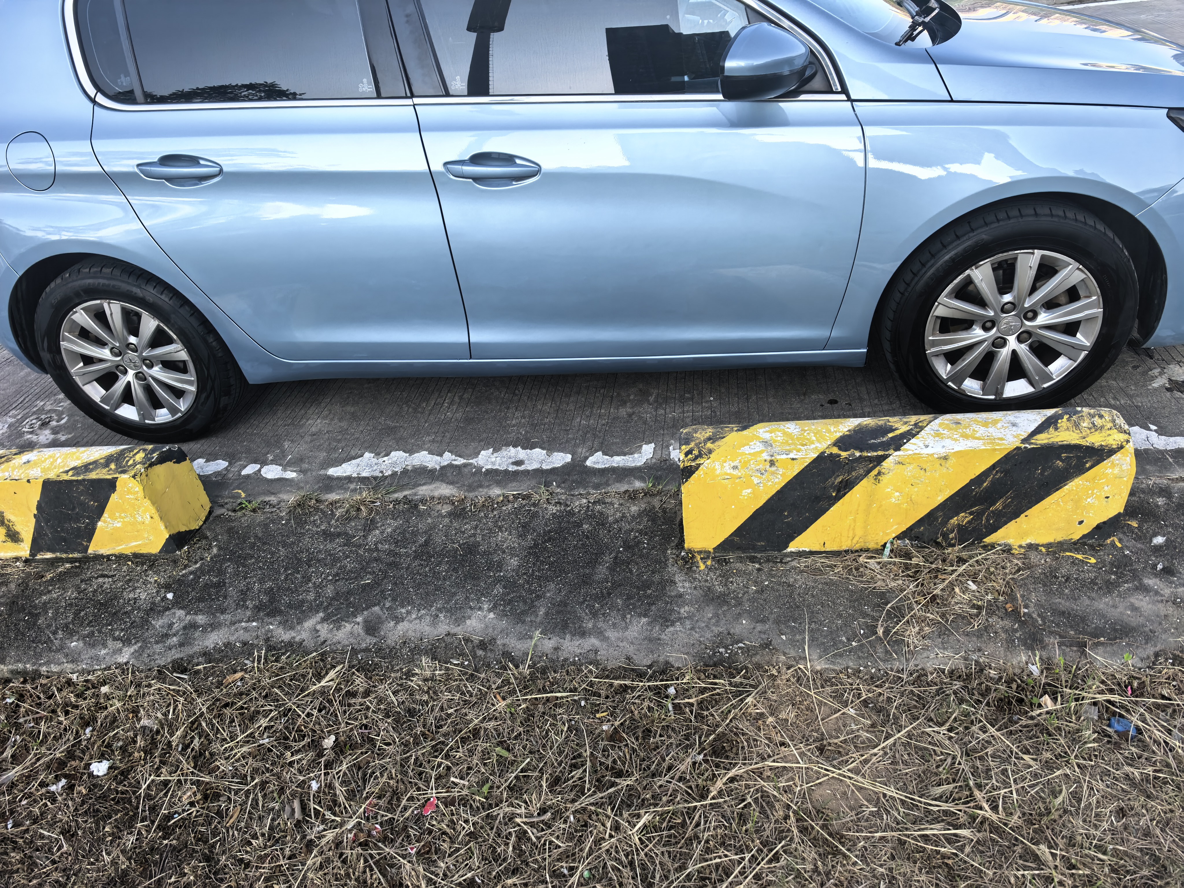 邓禄普（DUNLOP）汽车轮胎 215/55R16 93H SP TOURING R1 适配迈腾/致胜/雪铁龙C4L 实拍图