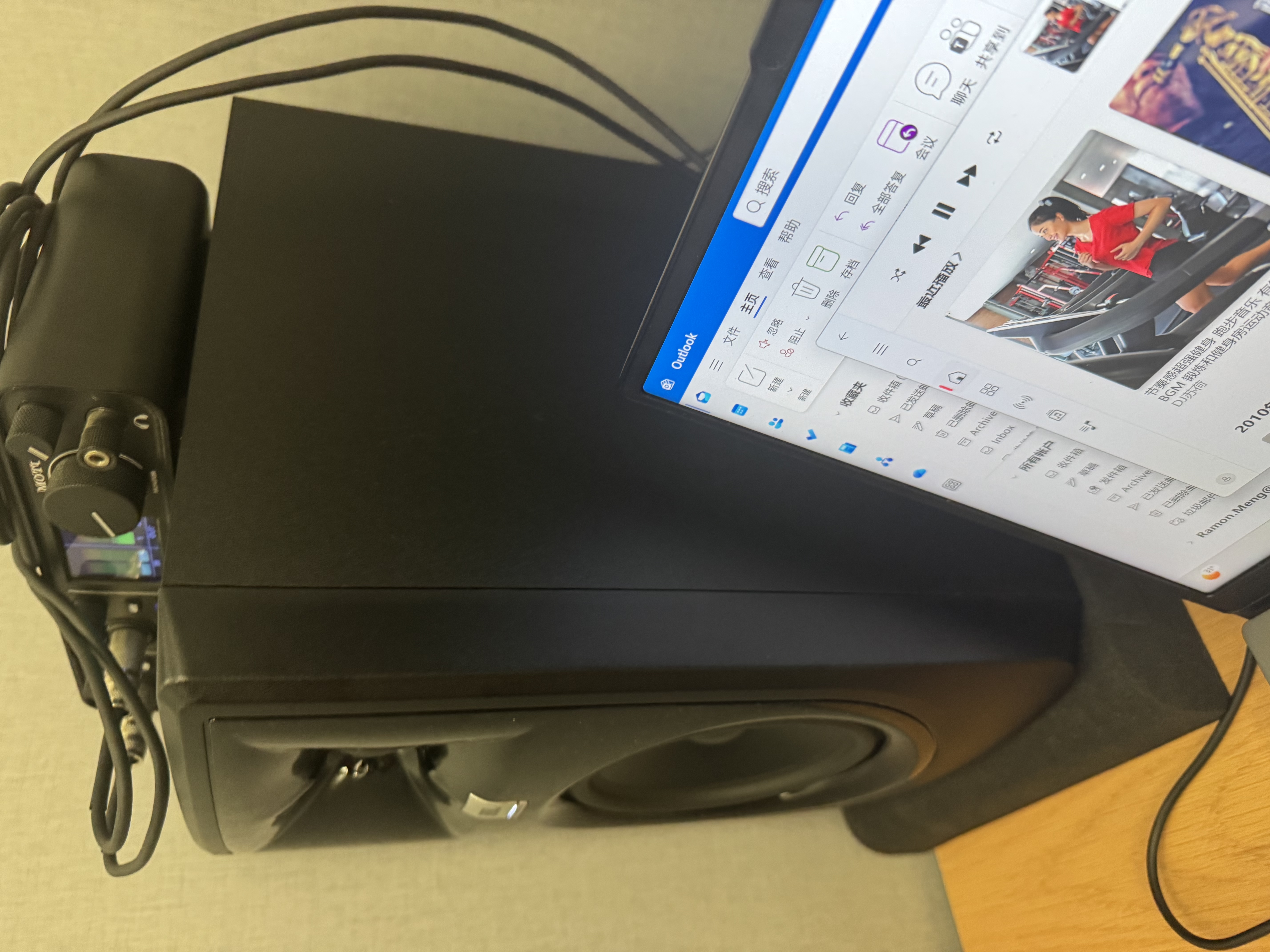 JBL305P 306P 308P MKII 专业有源监听音箱电脑录音棚立体声乐器音箱 305PMKII对装【音箱垫+RGB灯+音频线+蓝牙适配器】 6.5转卡农公线材【接电脑声卡】 实拍图