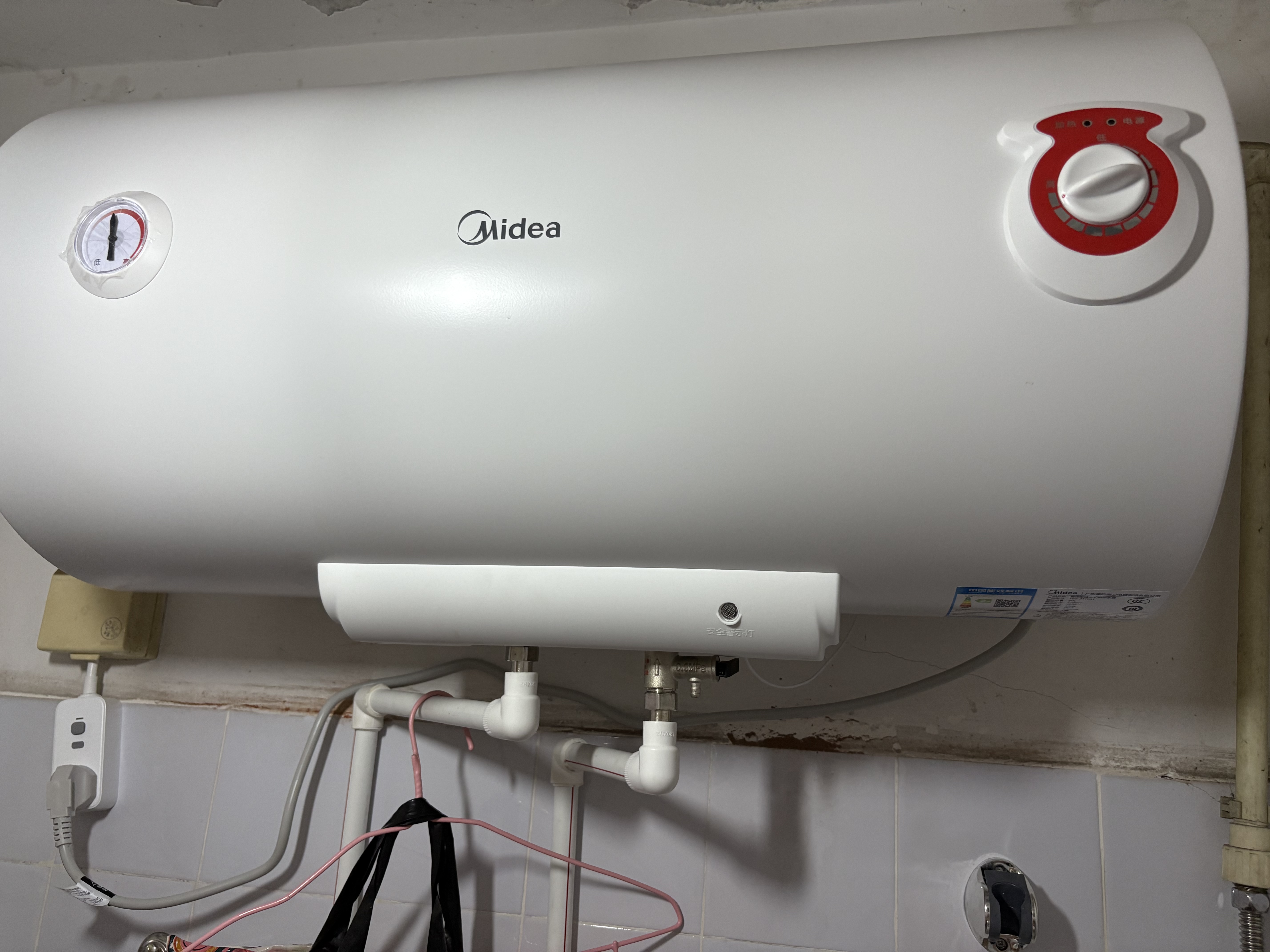 美的（Midea）J.Well京东严选×美的60升电热水器2100W节能省电速热出租屋双重杀菌加长防电墙F60-21WA1 实拍图