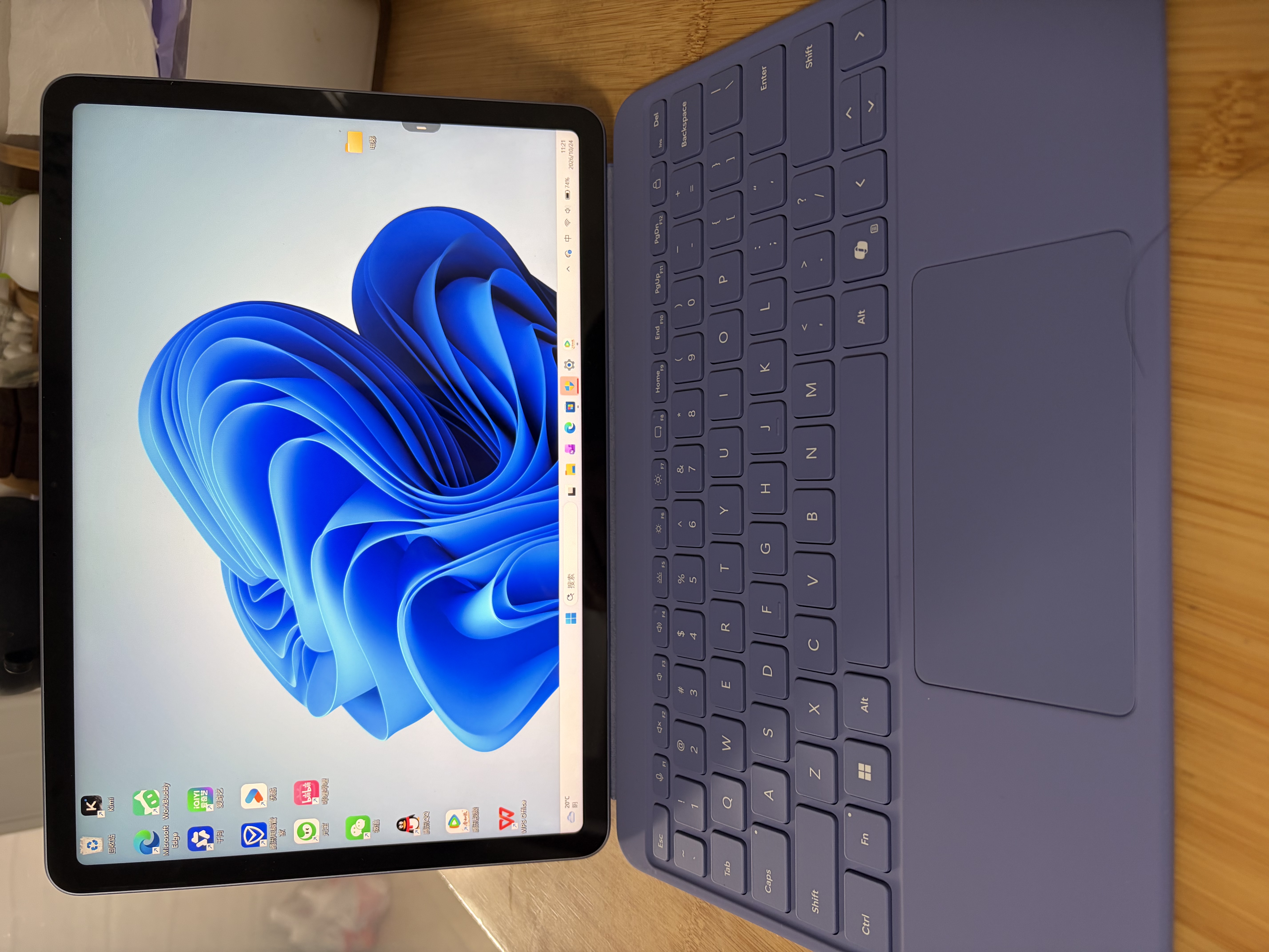 微软（Microsoft）Surface Pro 12英寸 二合一笔记本电脑 国家补贴 轻薄本 AI+PC 骁龙 X Plus 16G 512G 罗兰紫 实拍图