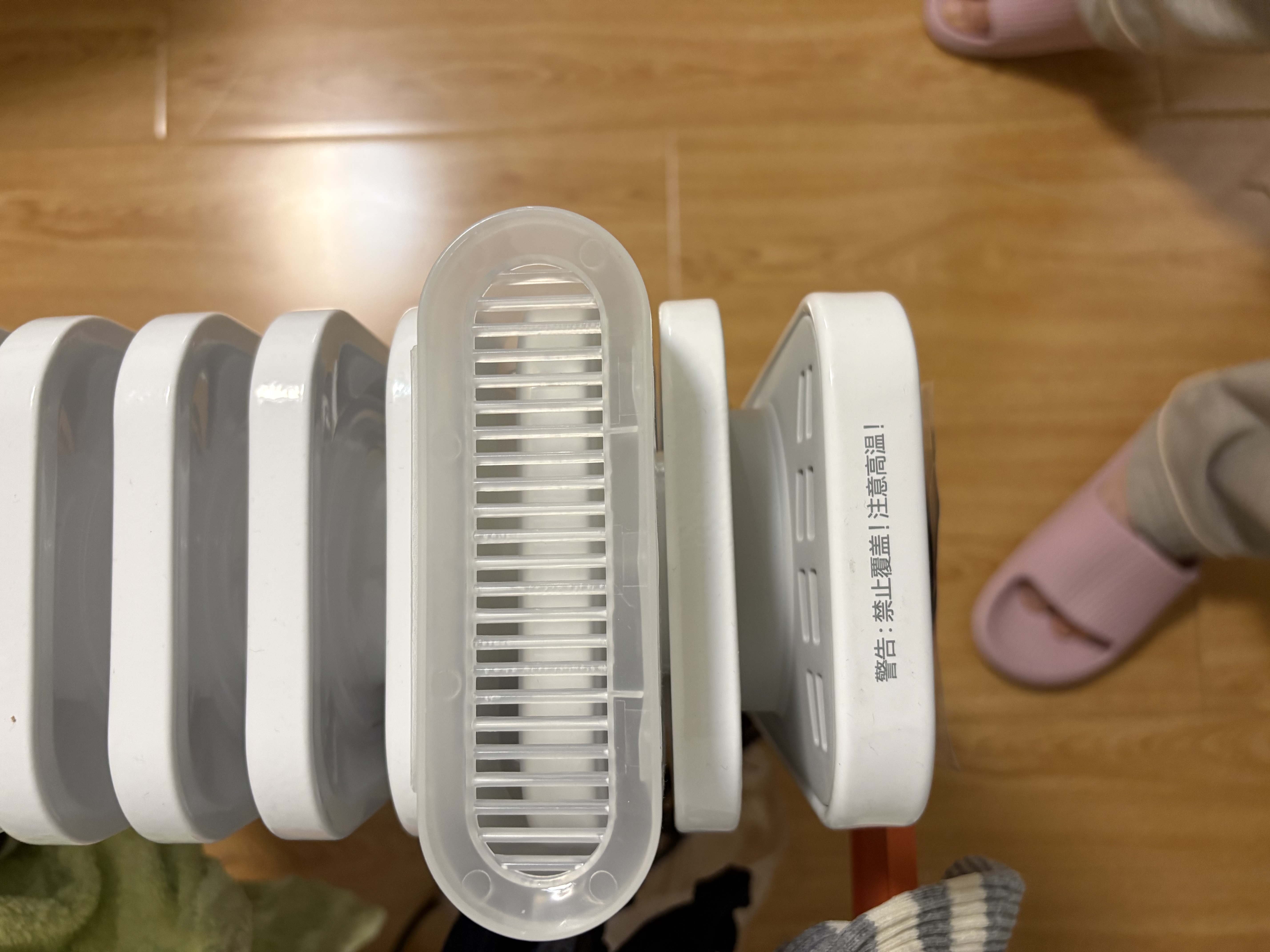 美的（Midea）【AI语音】油汀取暖器家用电热电暖器 婴儿防烫电暖气智能遥控 节能全屋速热加湿烤火炉 HYR22XGR 实拍图