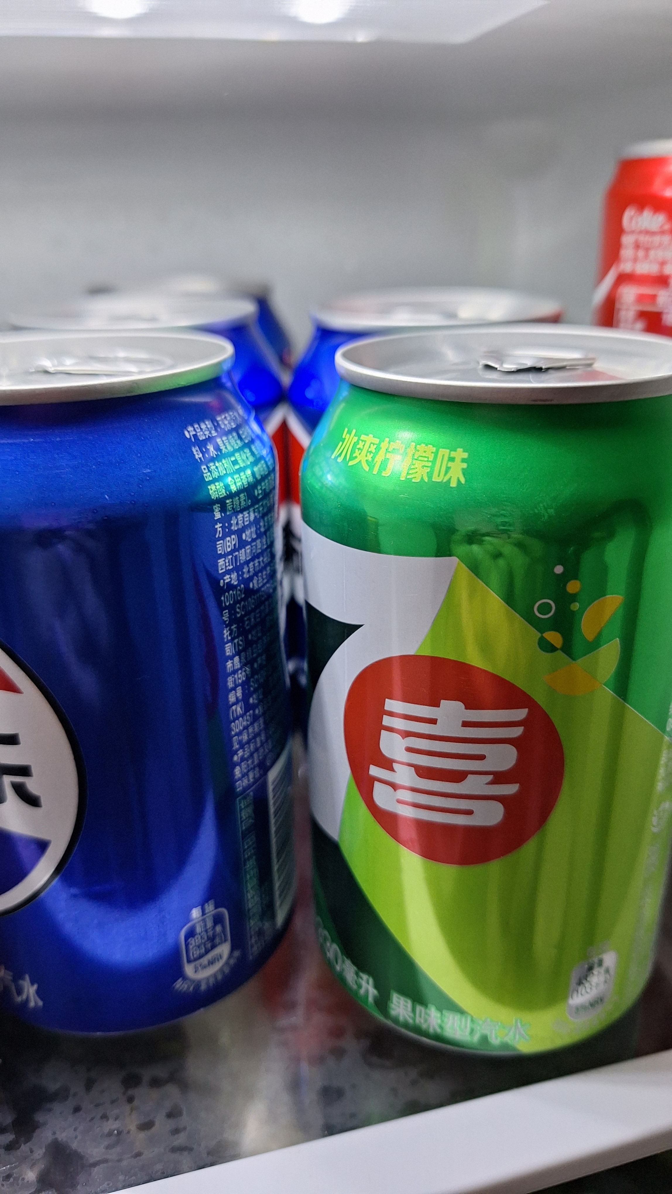 百事可乐Pepsi 可乐*4+7喜*1+美年达*1 碳酸饮料 汽水330ml*6 混合装 实拍图