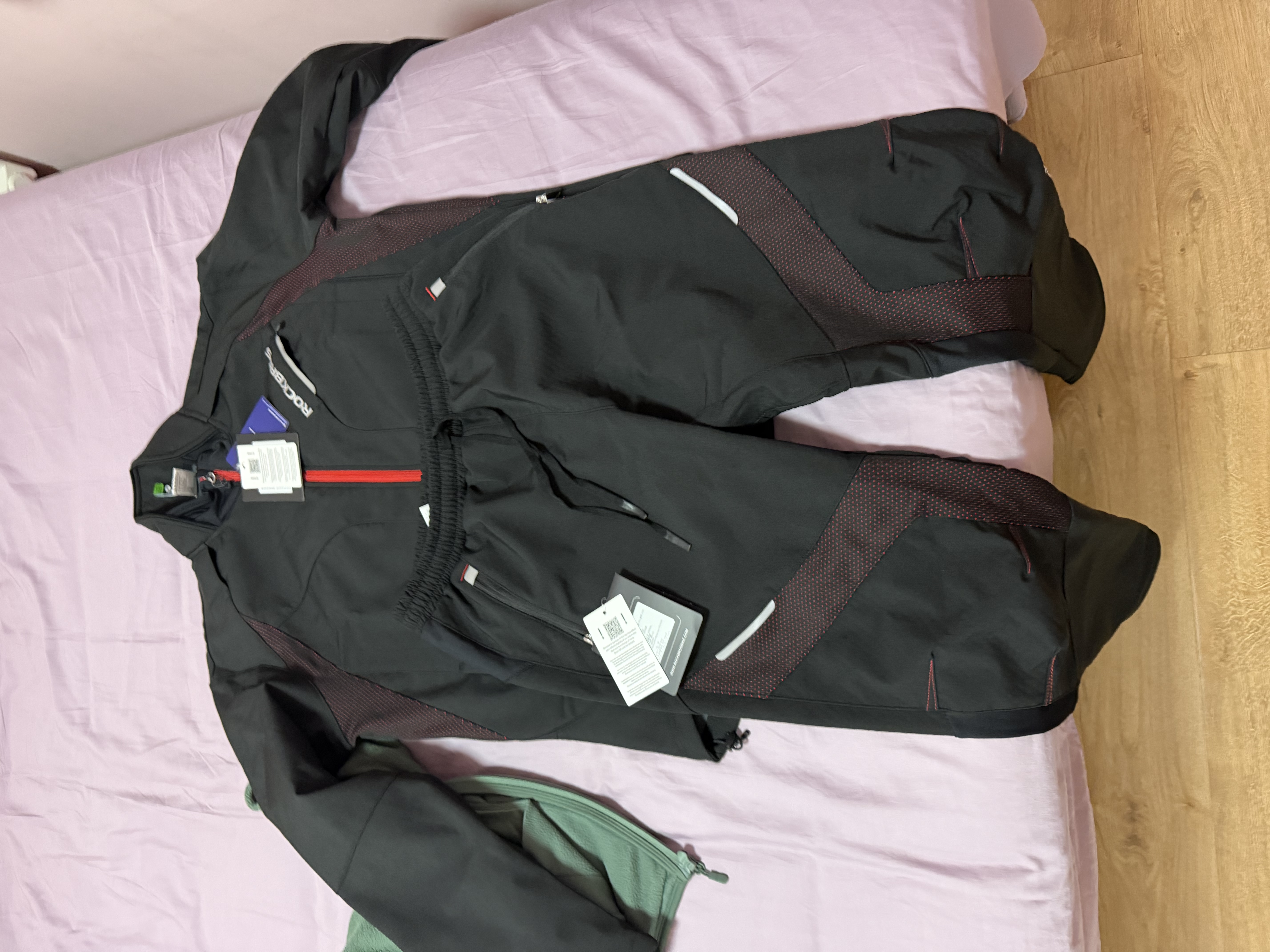 洛克兄弟 骑行服冬季套装男女款抓绒保暖长袖长裤户外骑行套装 昆仑套装-黑红（升级加厚防风保暖） XL 实拍图