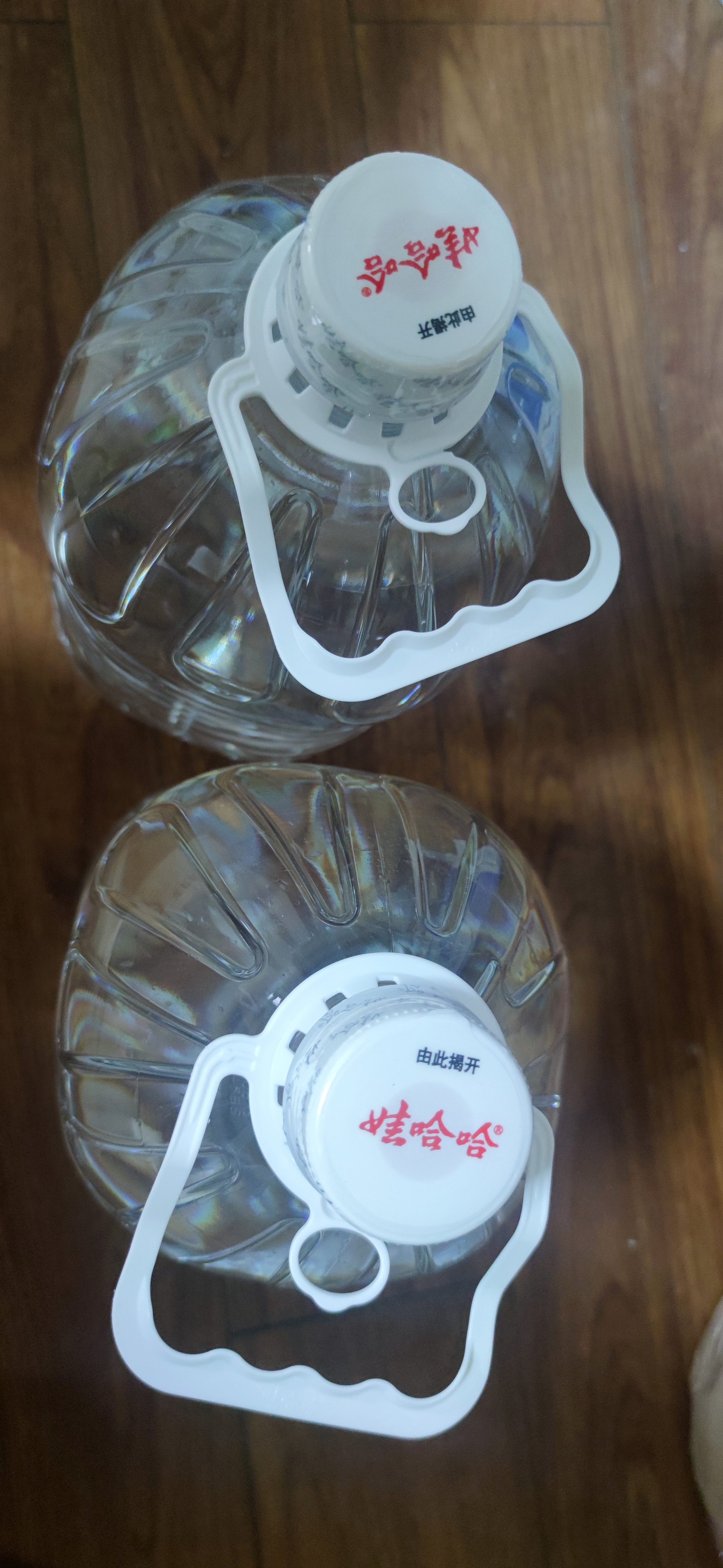 娃哈哈天然矿泉水大桶装水5.5L*4桶整箱装 长白山泡茶水 哇哈哈饮用水 实拍图